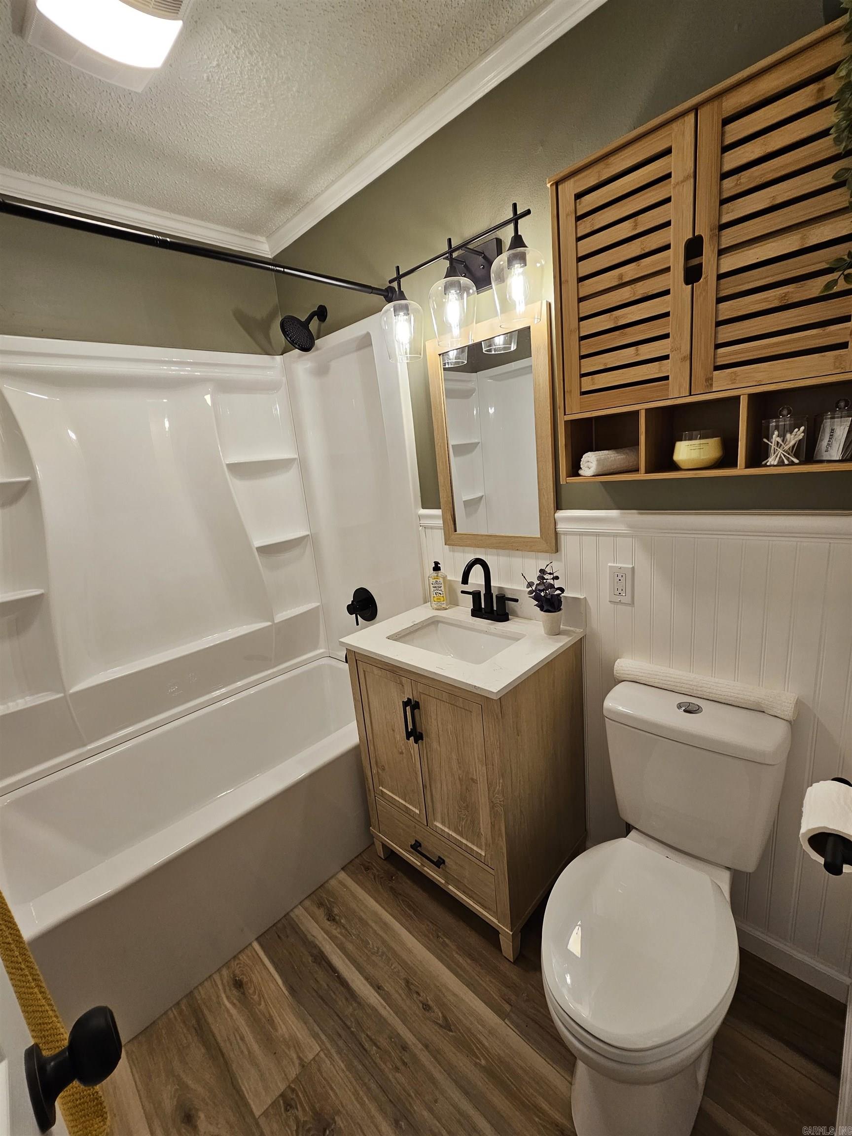 Delta Lawn - Residential