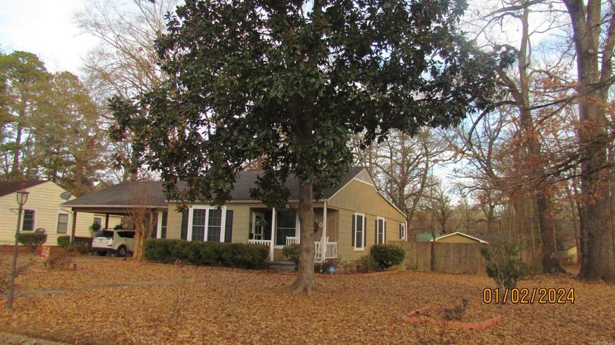 Beautiful home with formal living room, sunken den, kitchen with breakfast bar and breakfast eating area, three bedrooms and two baths.  Large fenced yard with shop and playhouse.