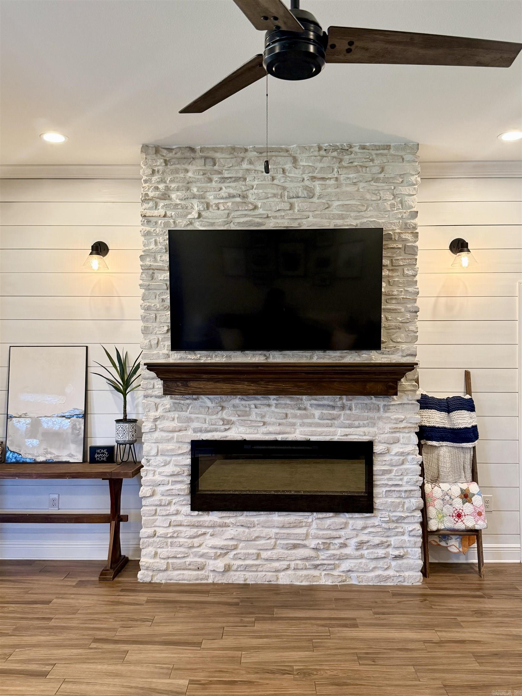 FAIRVIEW HAVEN - Residential