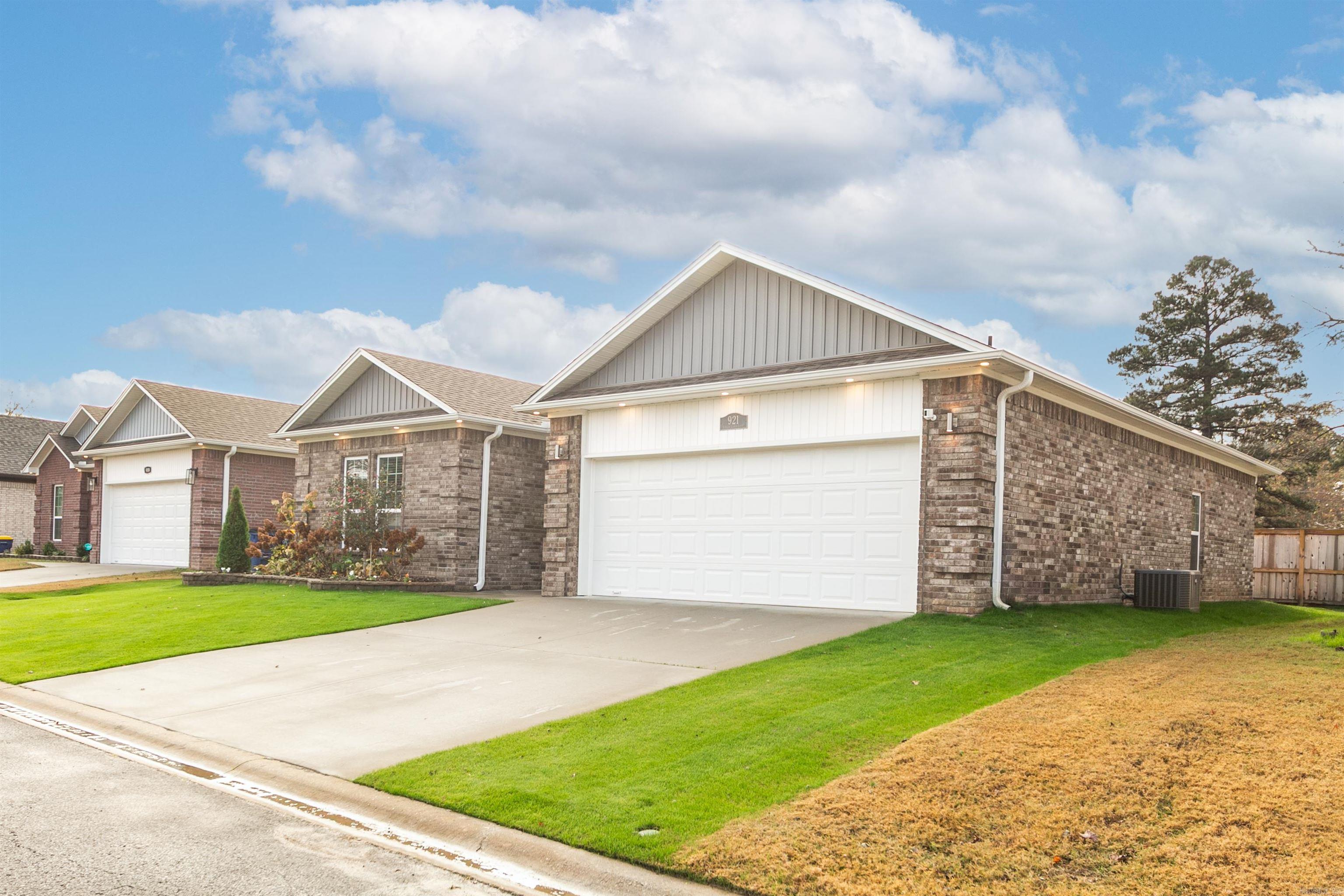 Villa Vista - Residential