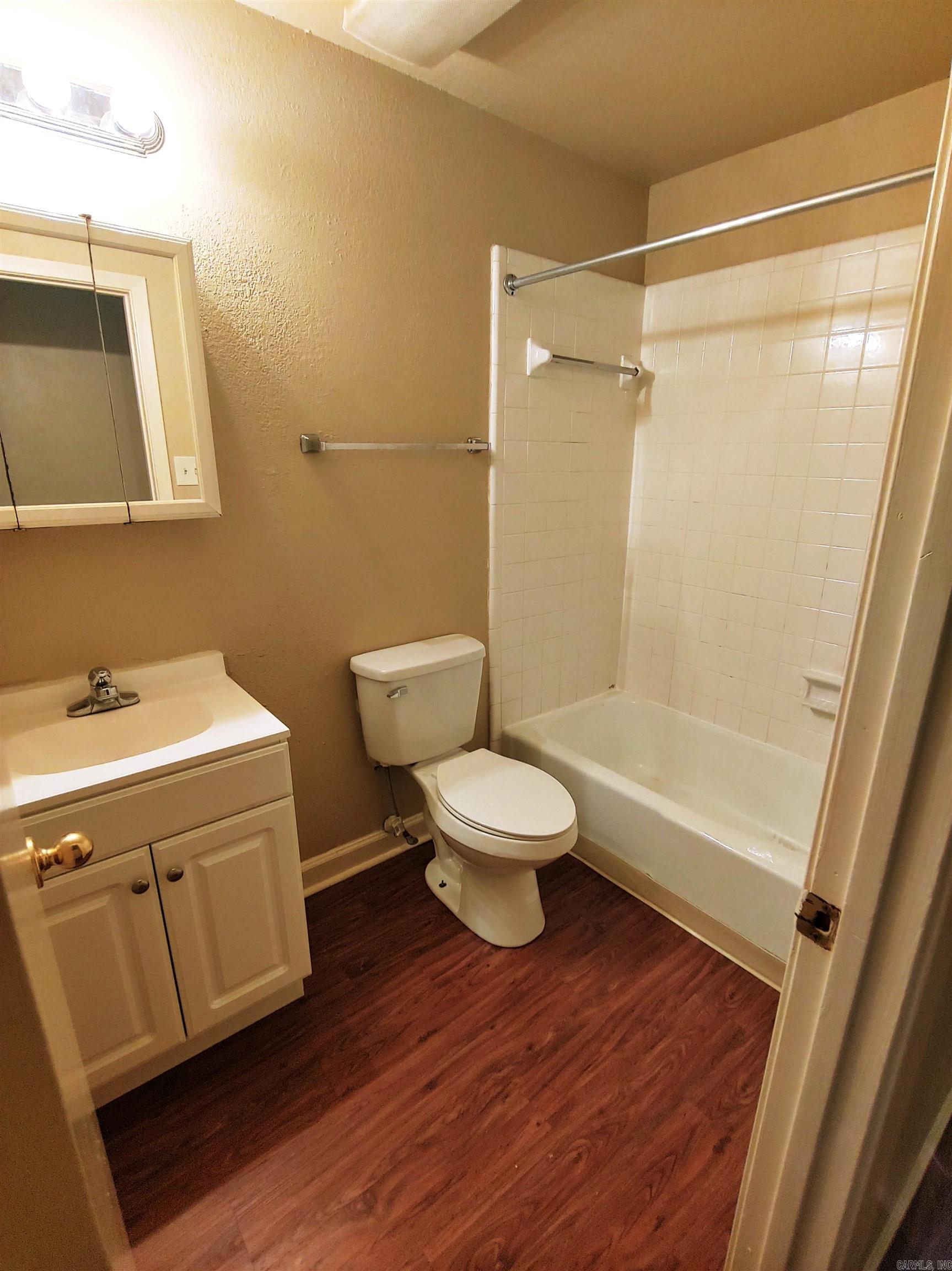 Plunkett 2nd - Residential Lease