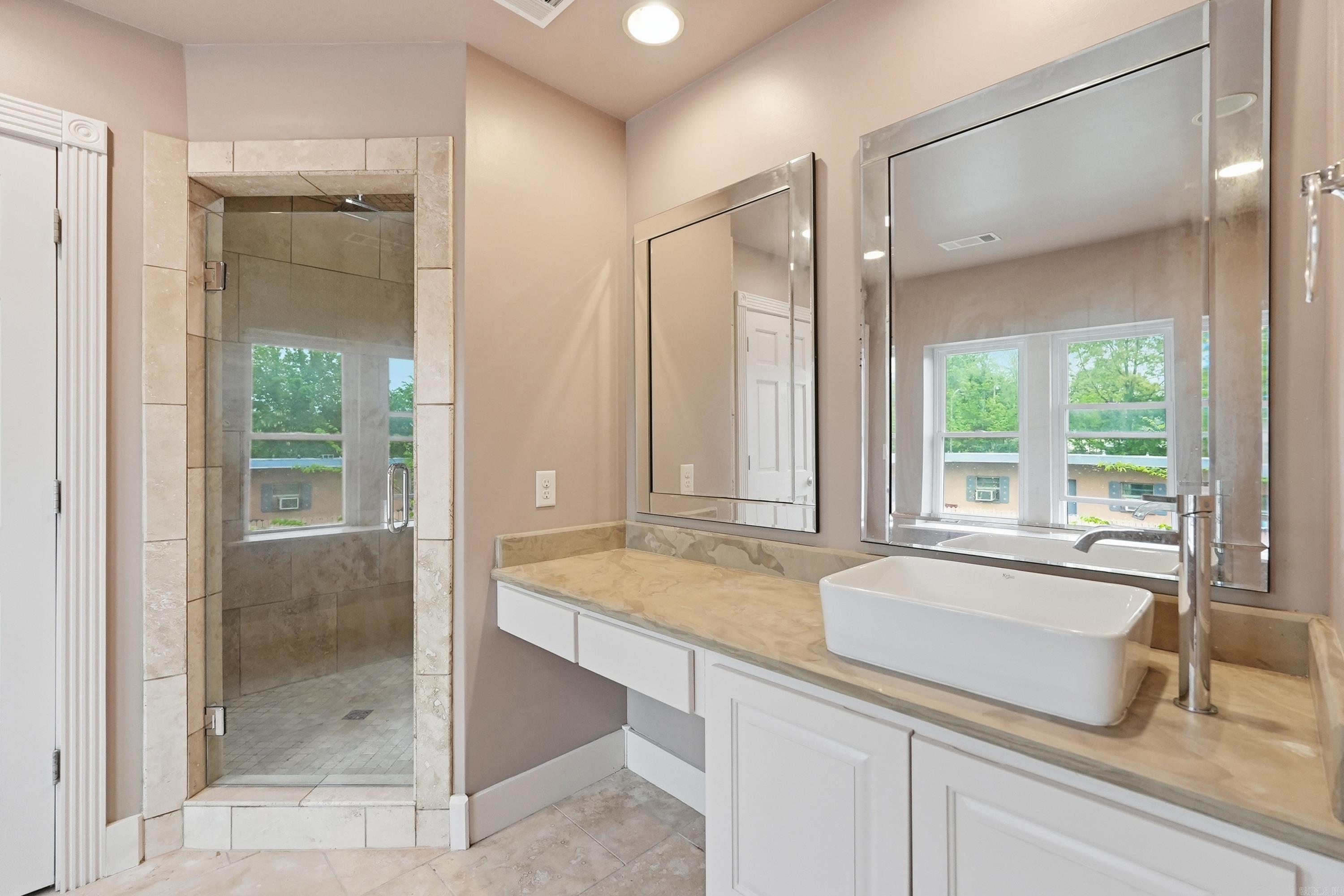 SPRING PARK - Residential