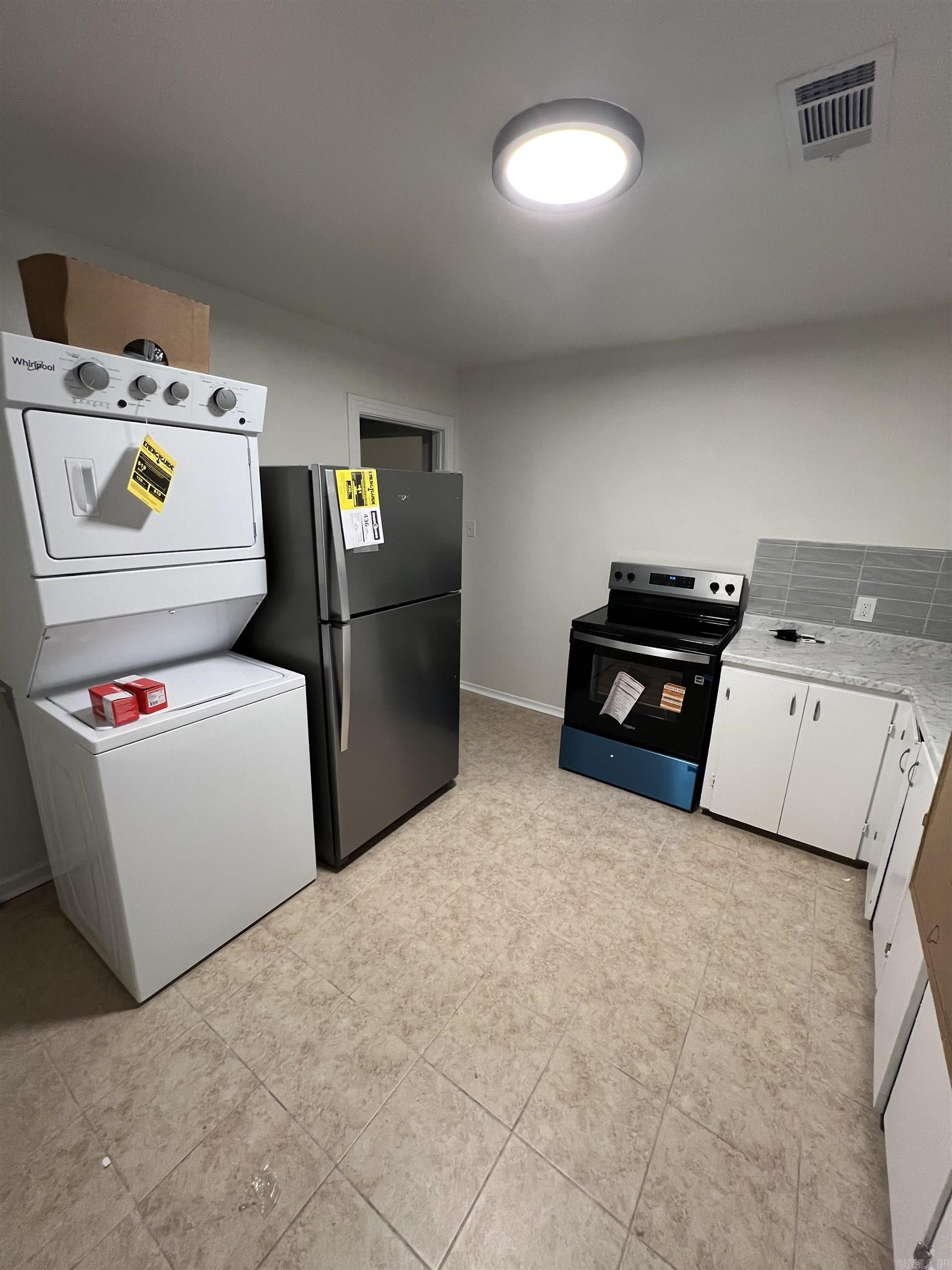 Moore-Penzel - Residential Lease