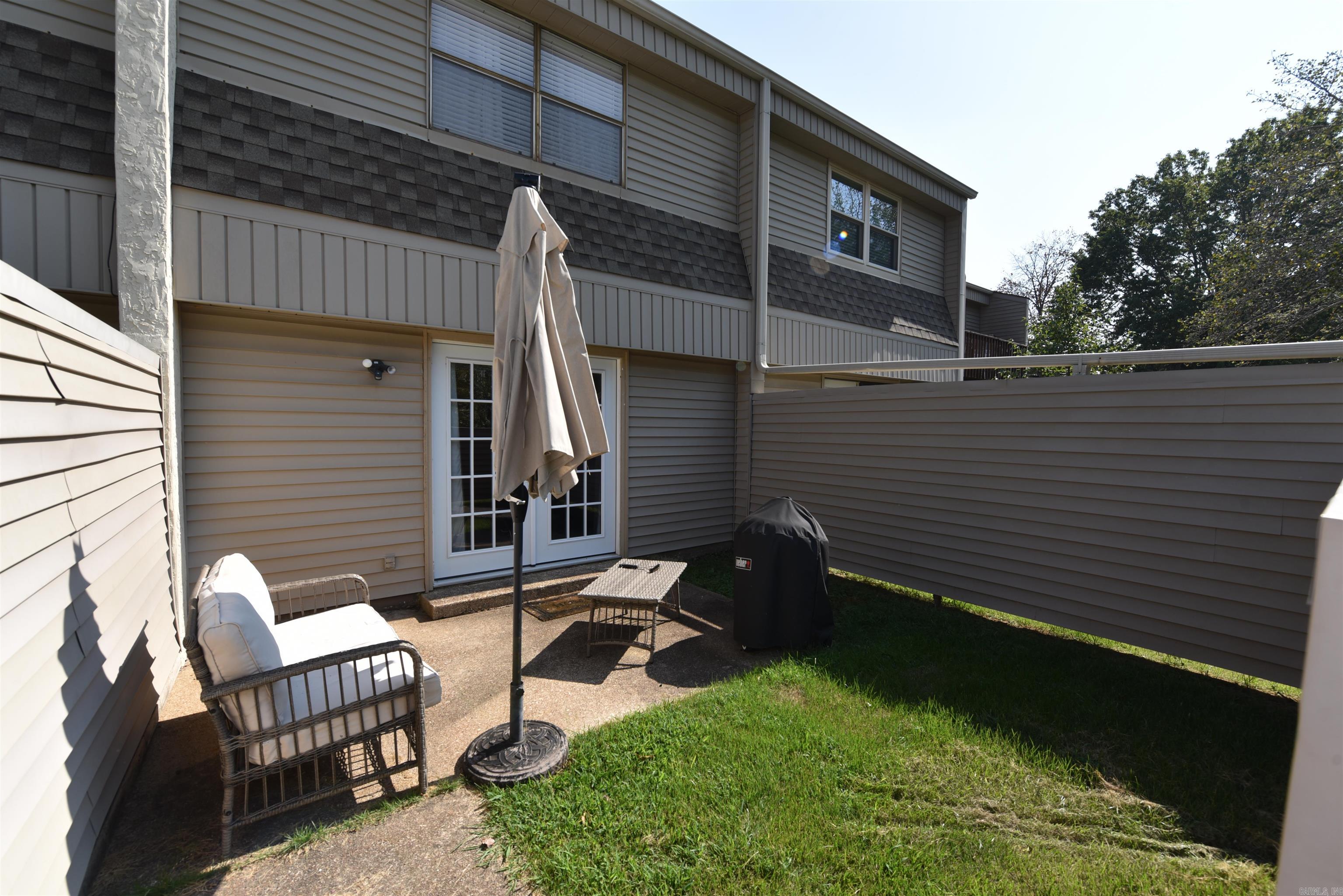 LAKEWOOD HILLS CONDO - Residential