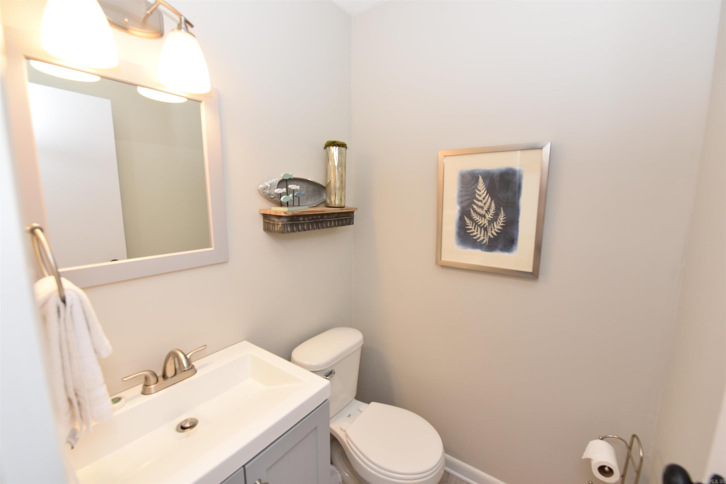 LAKEWOOD HILLS CONDO - Residential