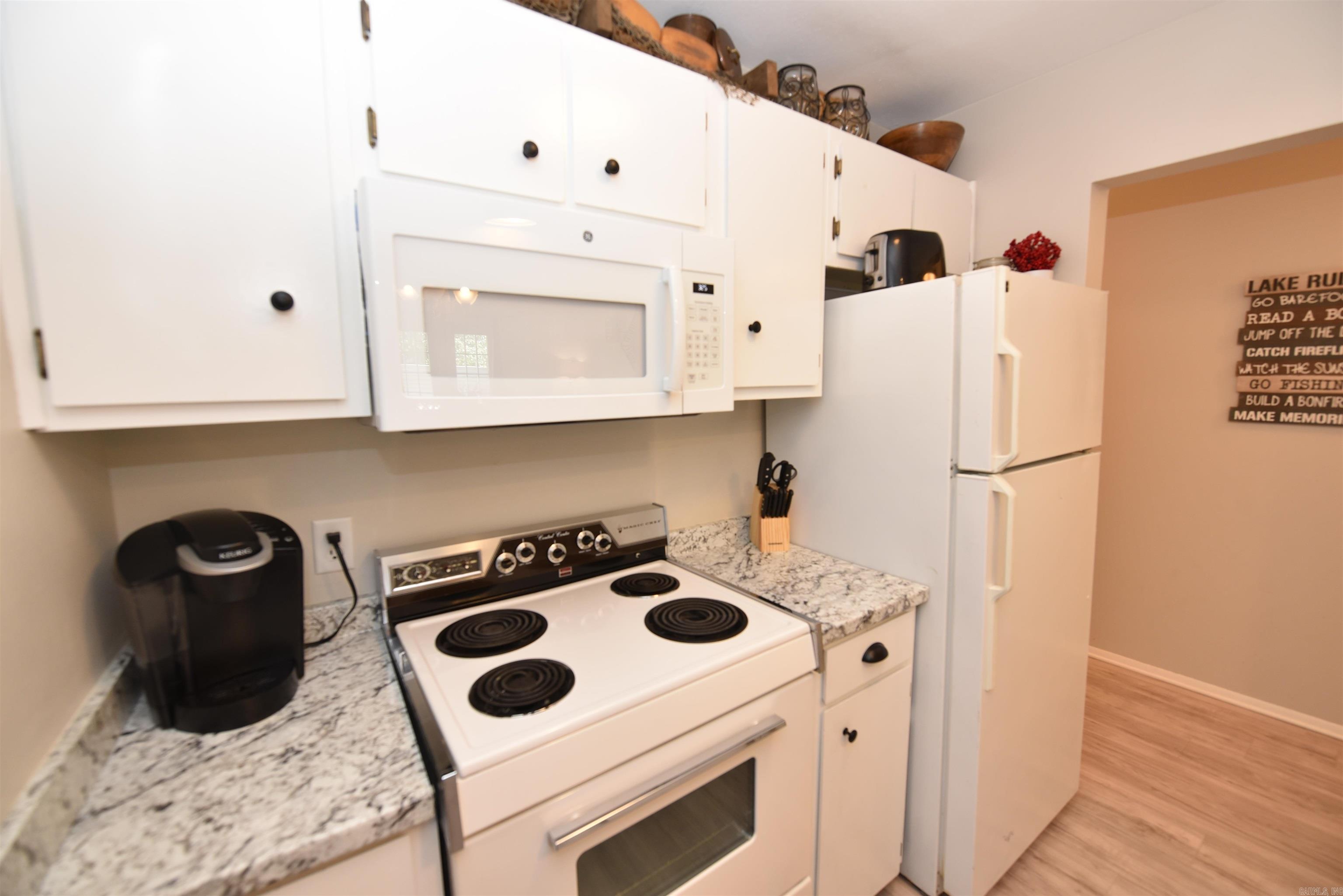 LAKEWOOD HILLS CONDO - Residential