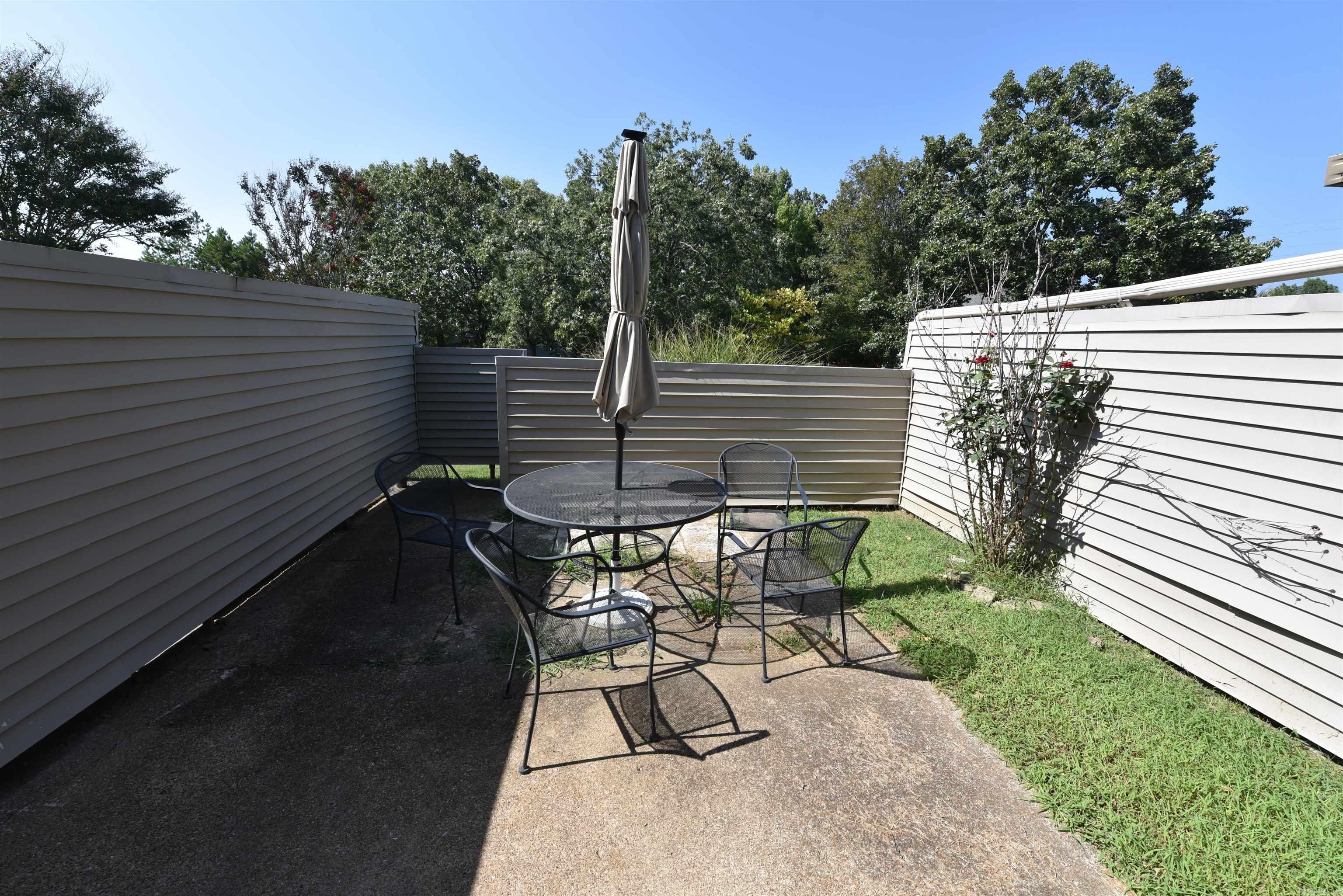 LAKEWOOD HILLS CONDO - Residential