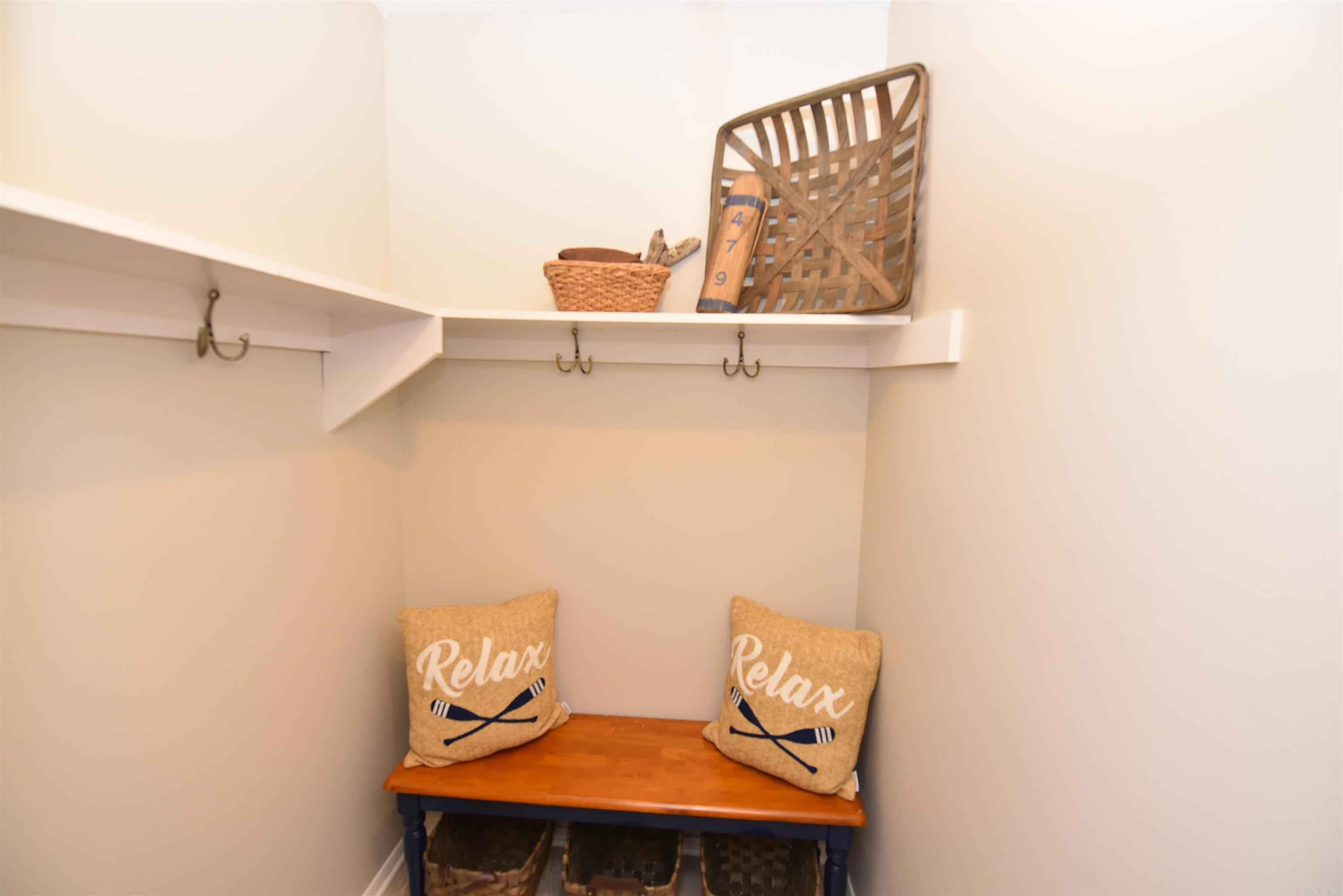 LAKEWOOD HILLS CONDO - Residential