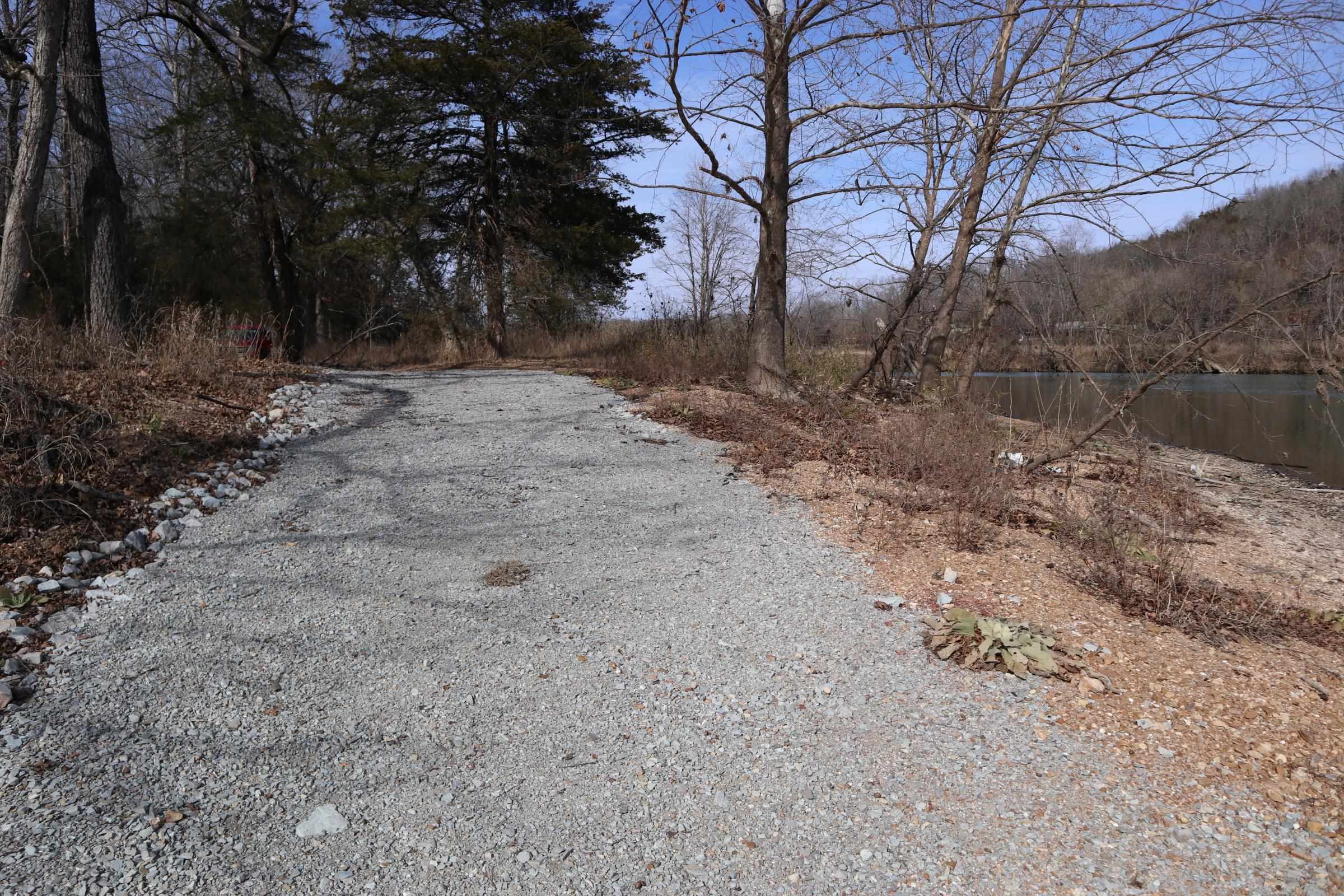 BLACKJACK BEND - Land