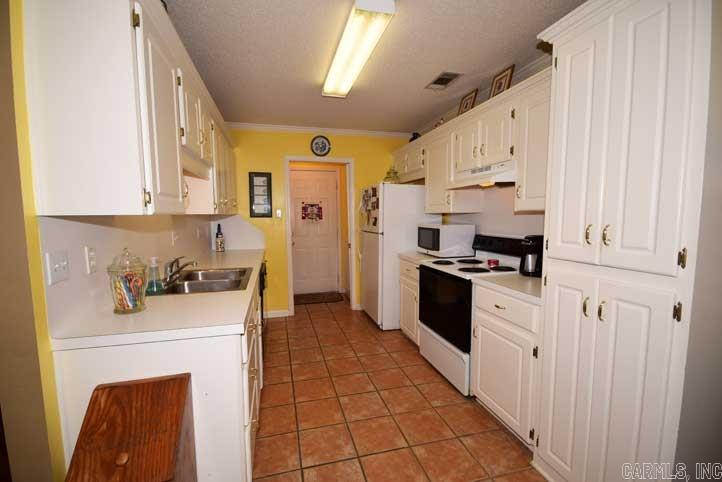 Shaded Oaks - Residential