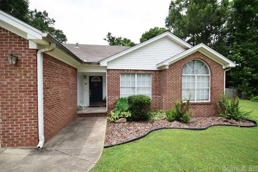 Custom built home on over an acre in great location!!  Lot goes 70 feet past fence.  Eat in kitchen has beautiful bay windows and pantry.  Living room has beautiful hardwood floors and custom cabinets.  Huge master has trey ceilings..  Large bath with double vanity and his and her closets.  Home has BRAND NEW AC.  Call us to view this amazing home today!