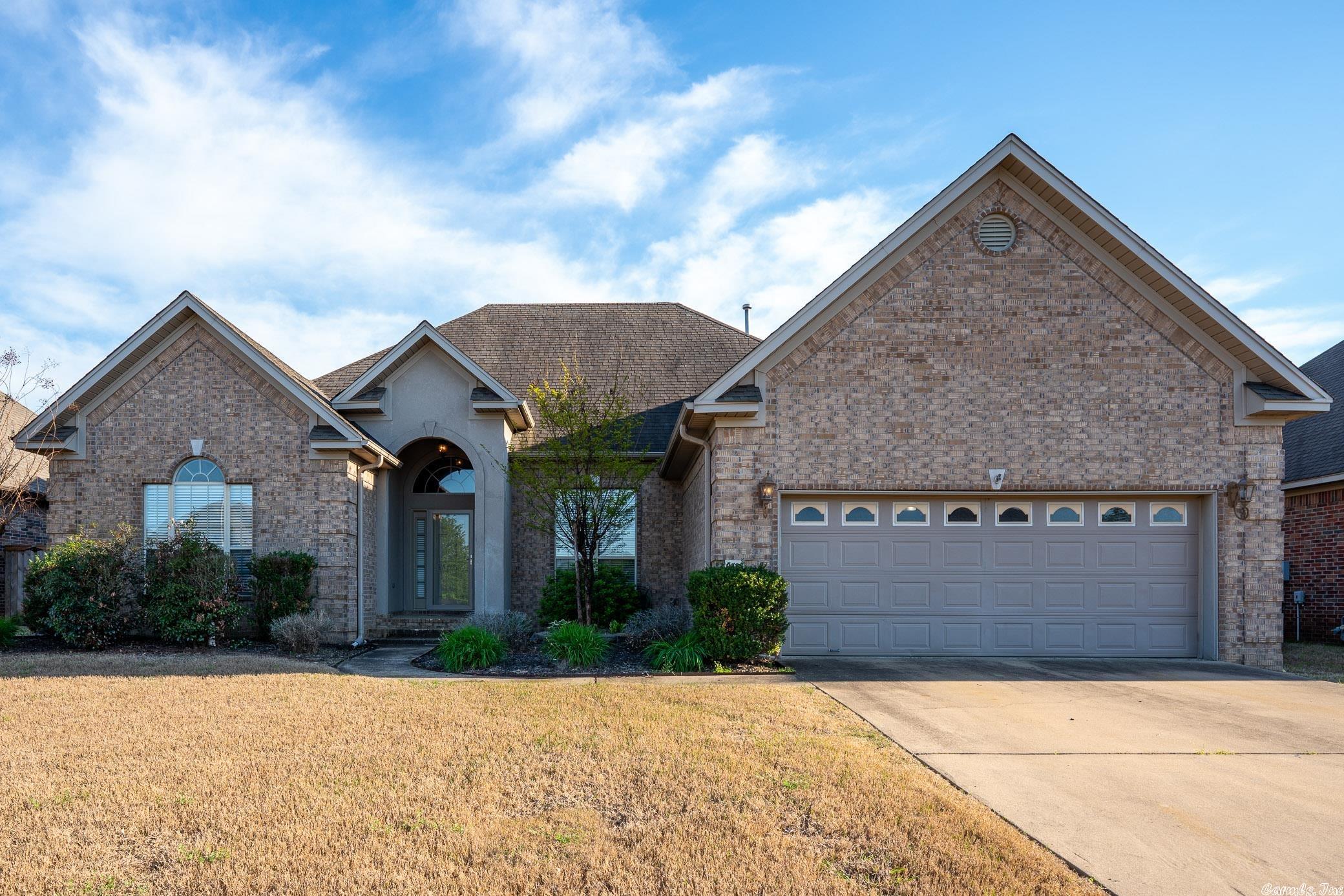 SOUTH WIND - Residential