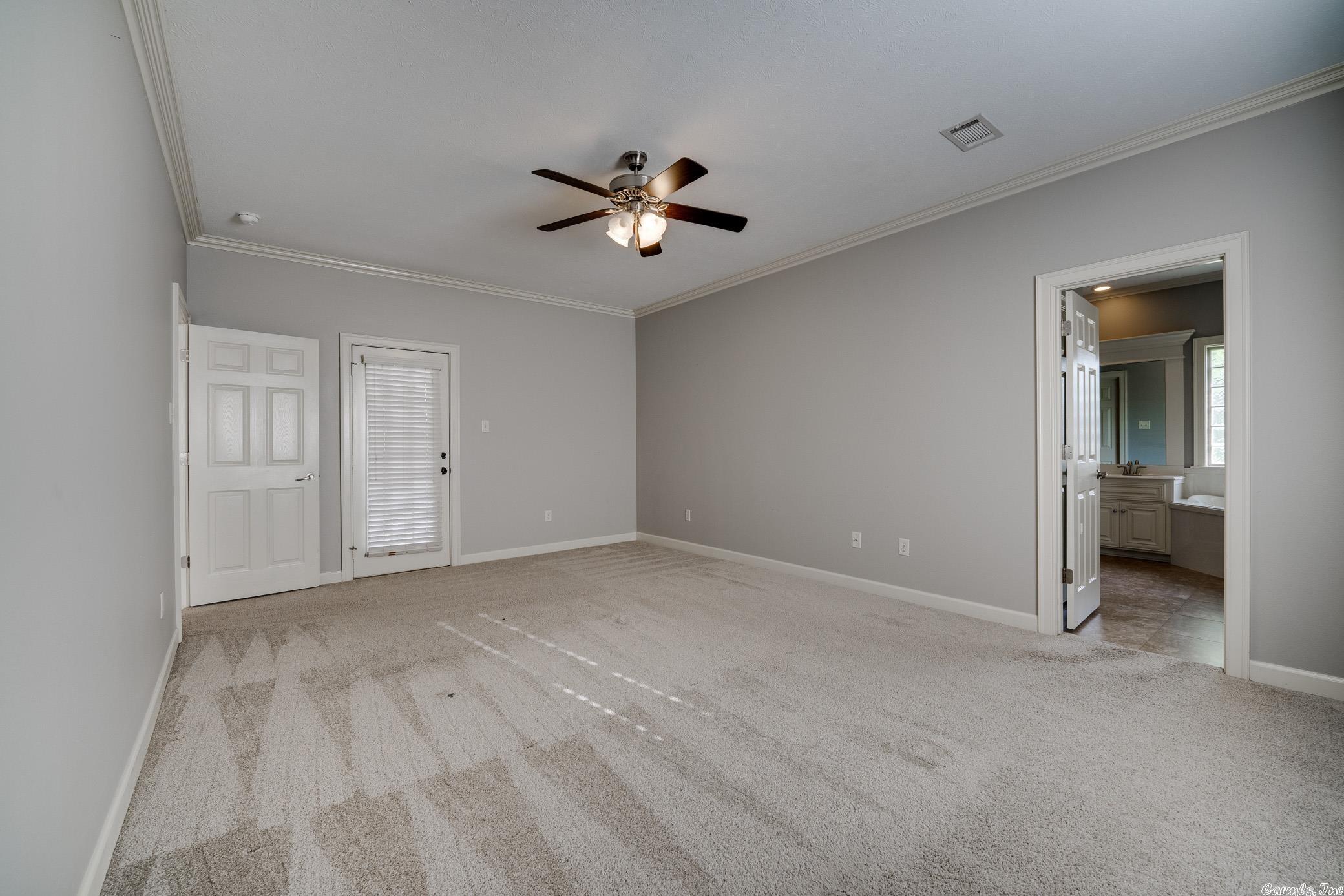 SOUTH WIND - Residential