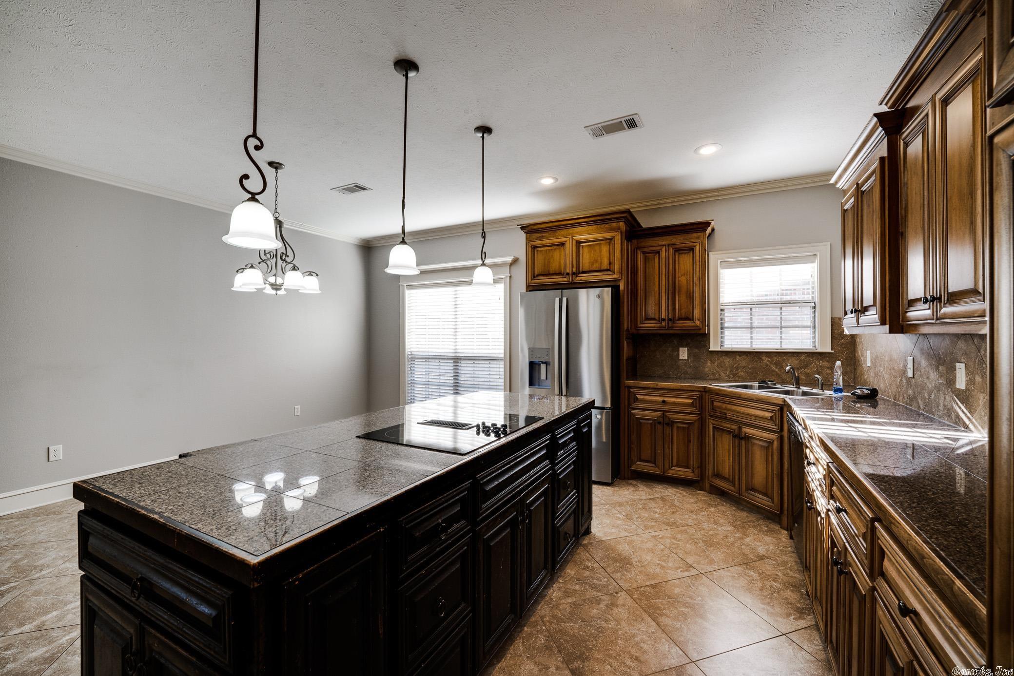 SOUTH WIND - Residential