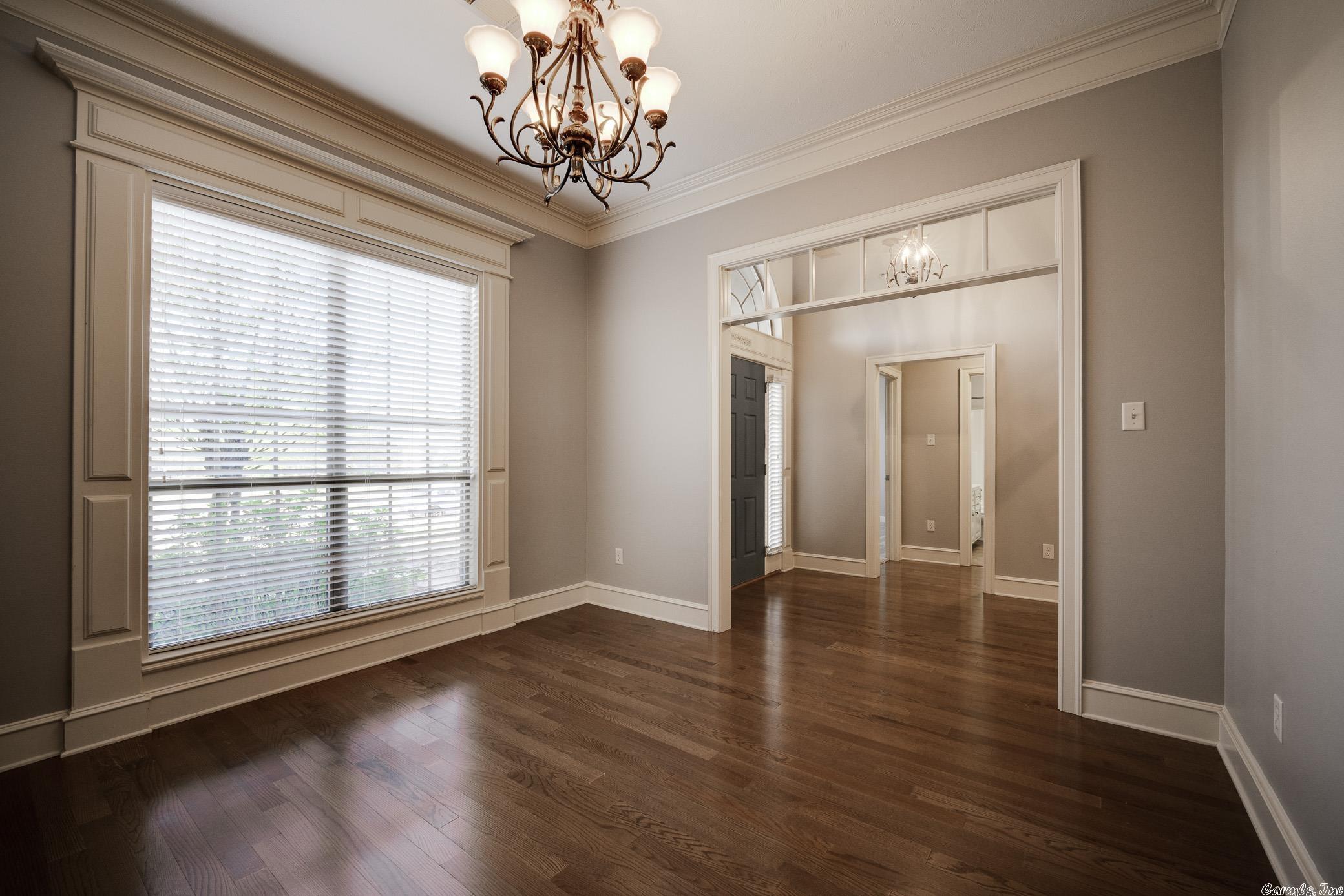 SOUTH WIND - Residential