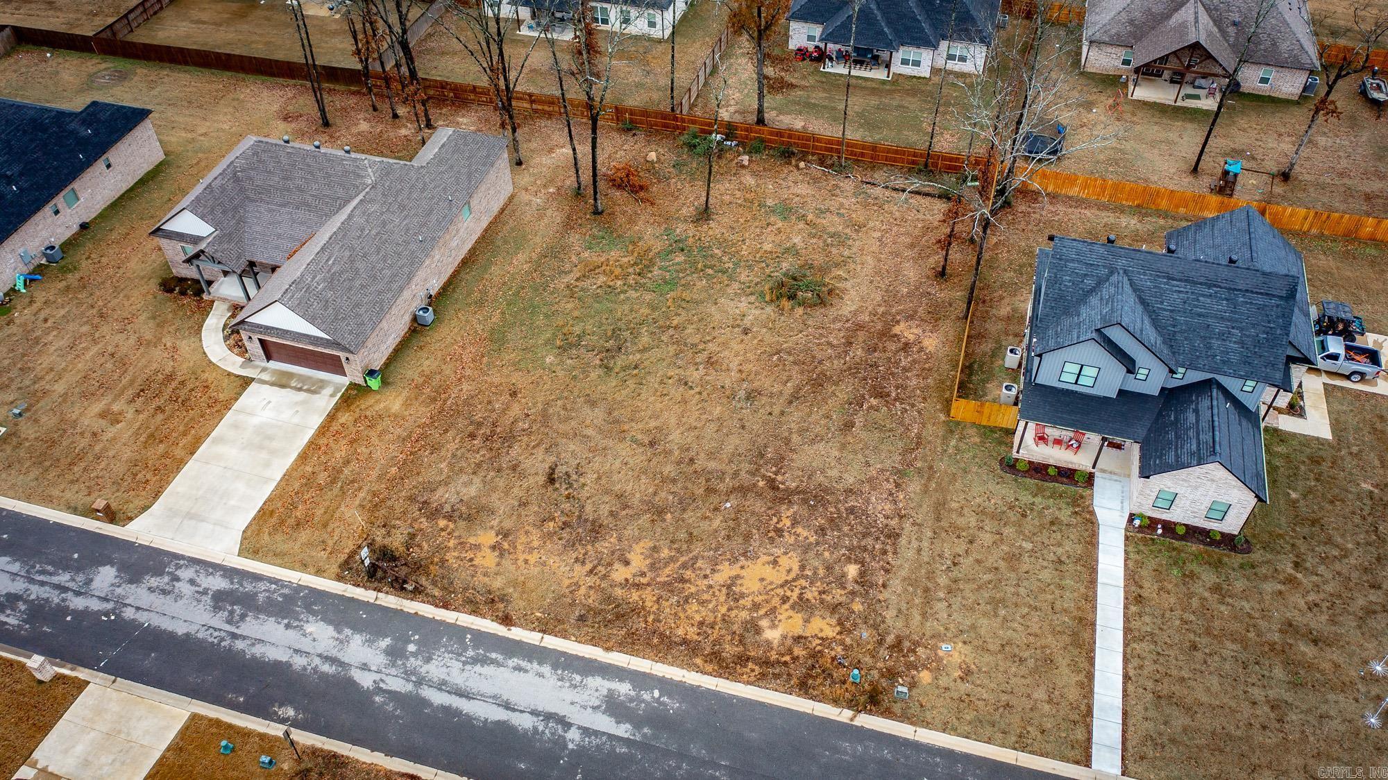 HIDDEN VALLEY ESTATES - Land