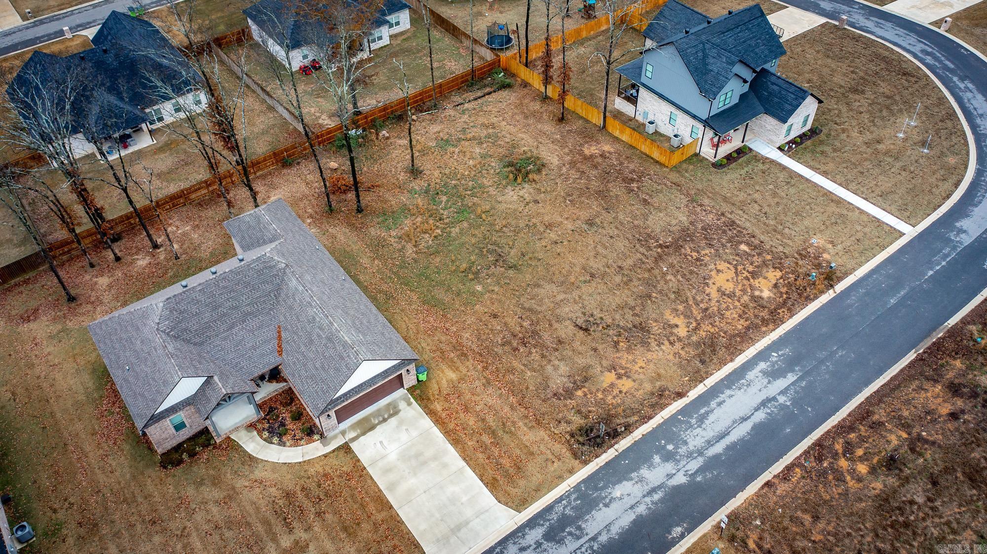 HIDDEN VALLEY ESTATES - Land