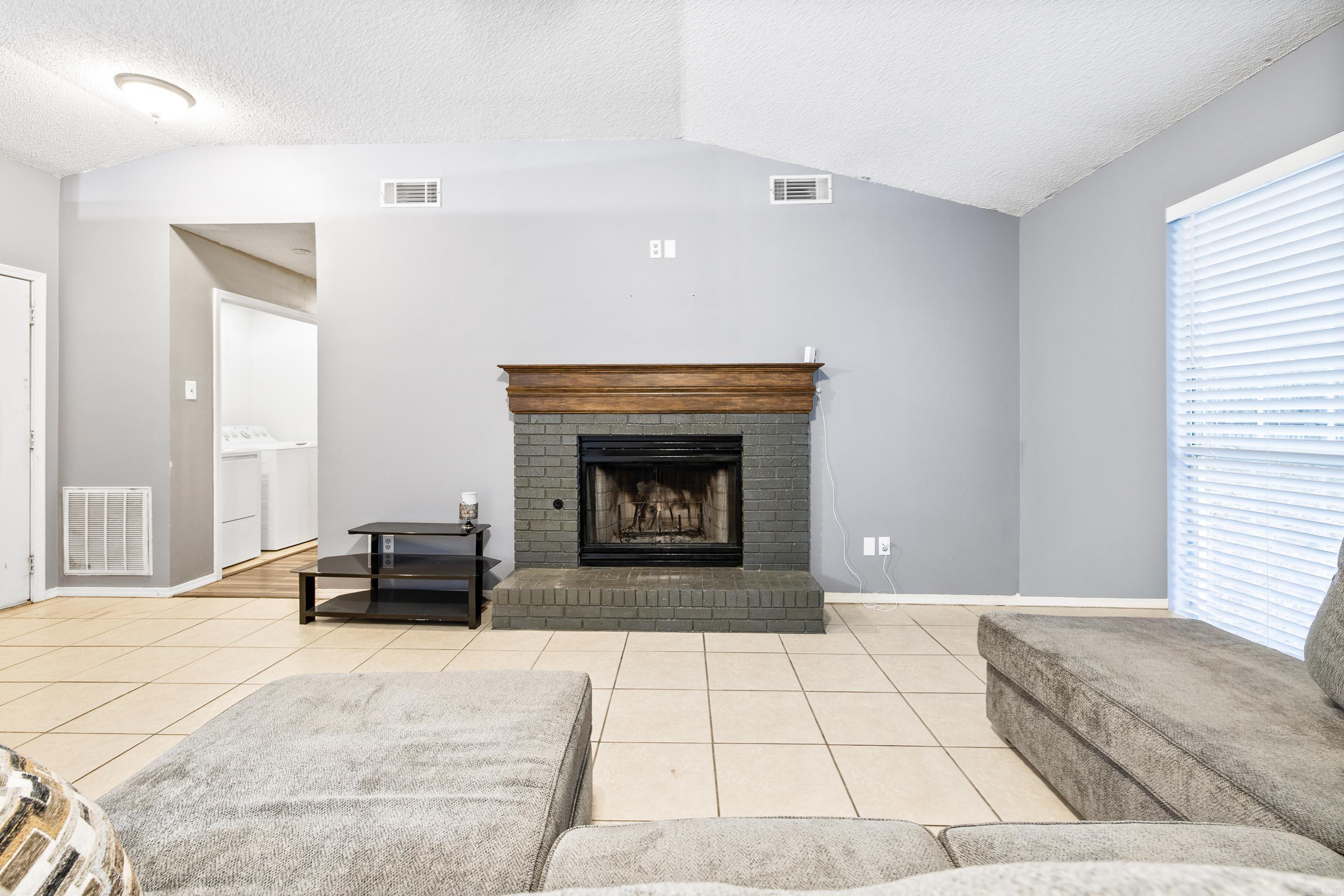 EAGLE POINT - Residential