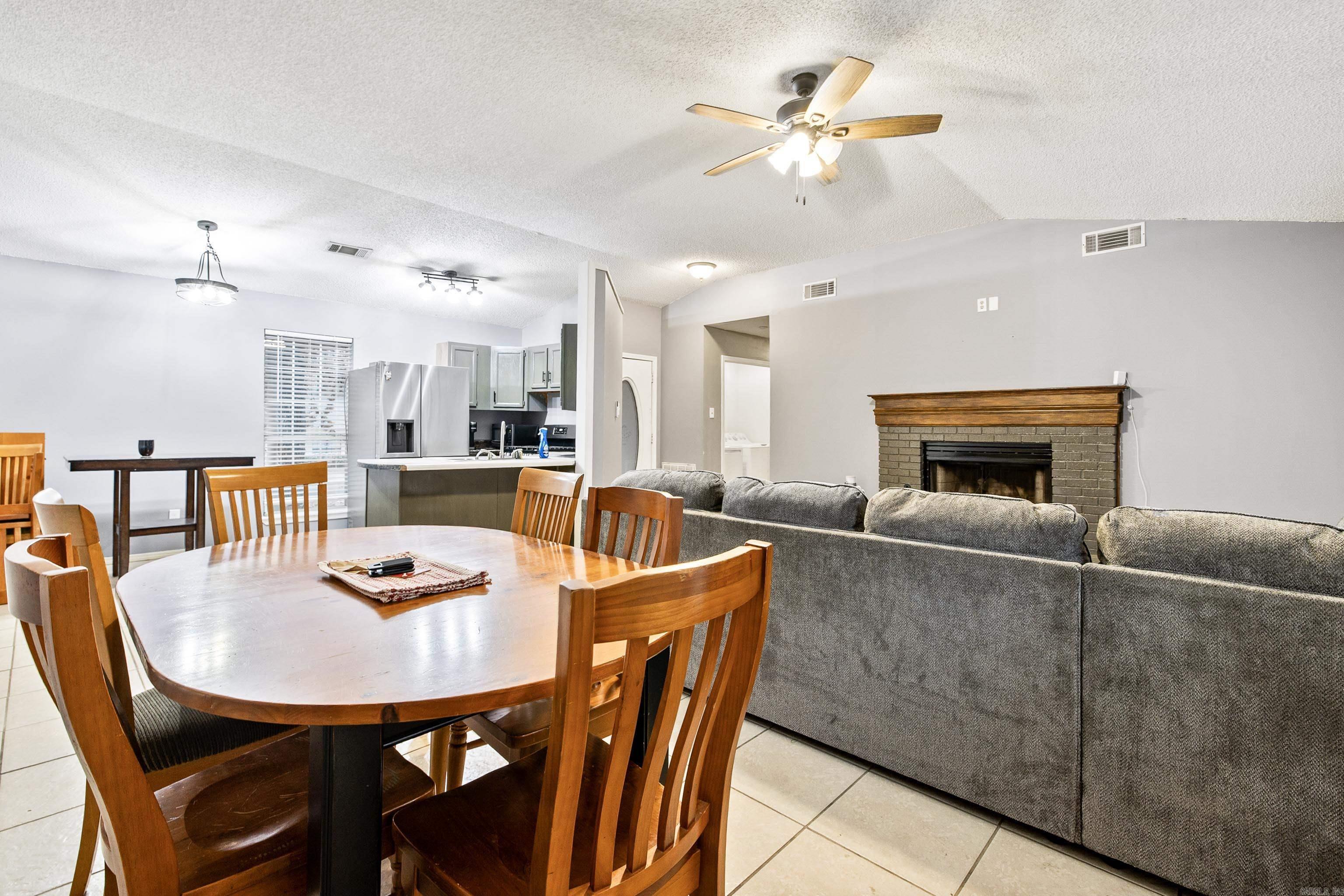 EAGLE POINT - Residential