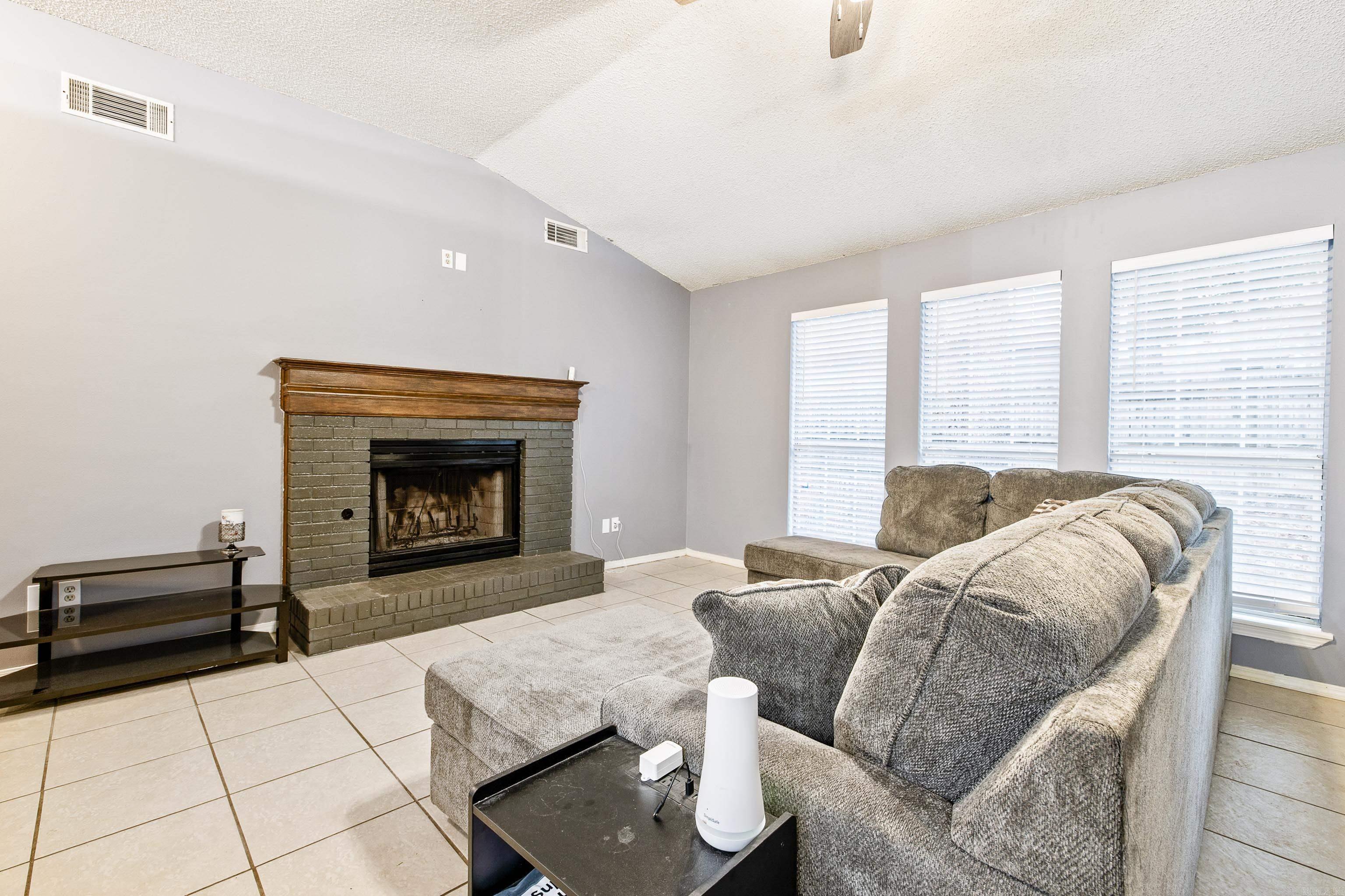 EAGLE POINT - Residential