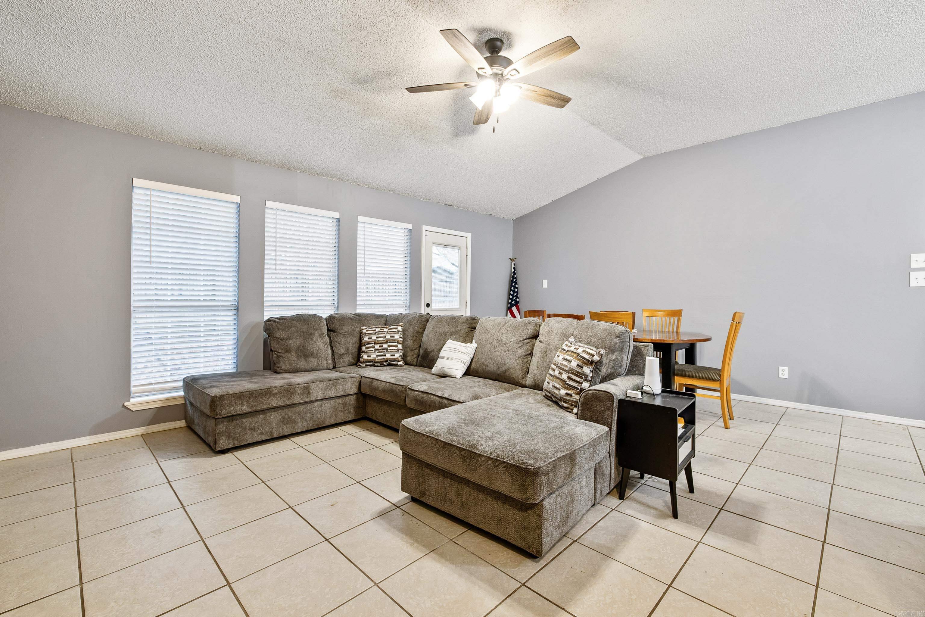 EAGLE POINT - Residential