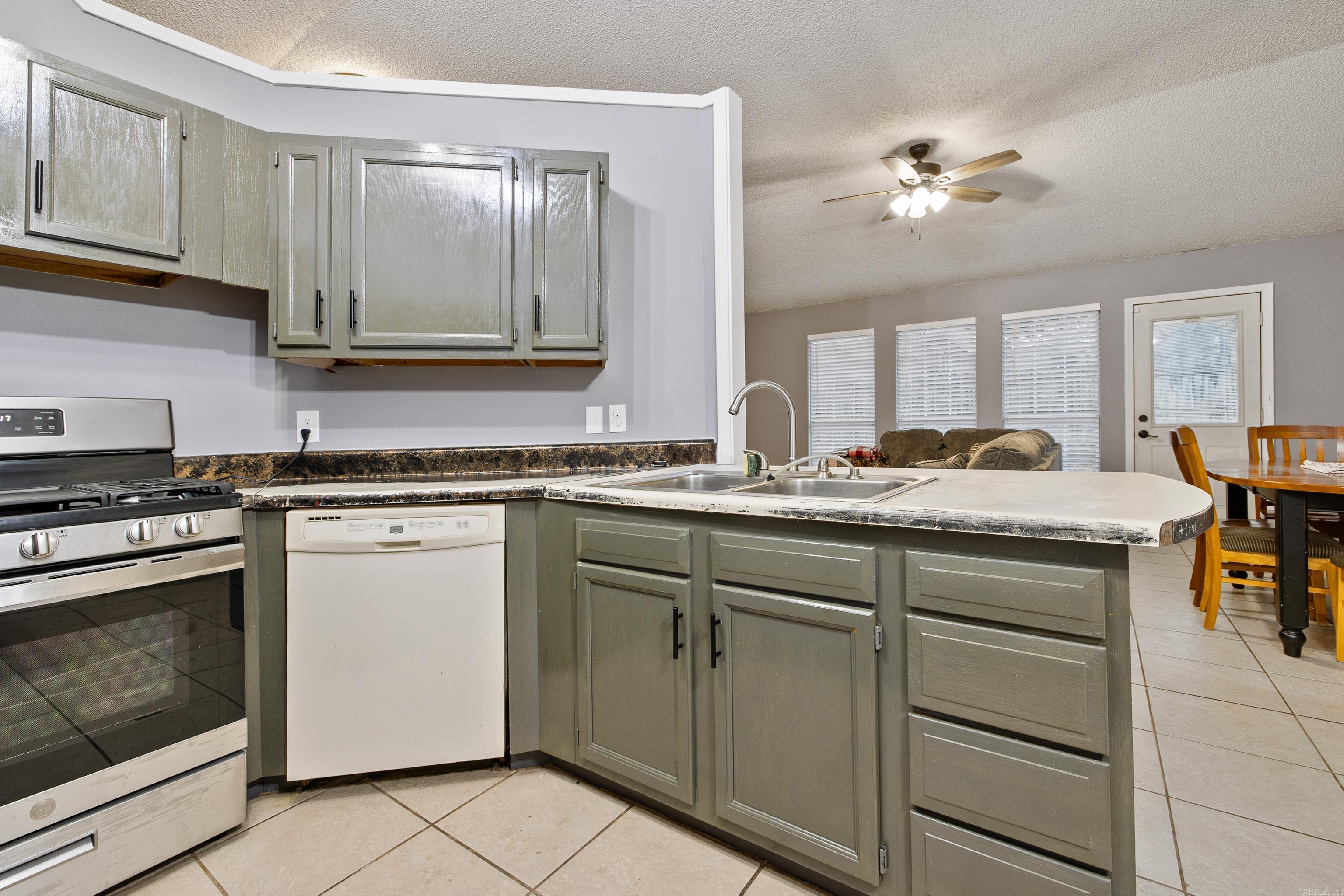 EAGLE POINT - Residential