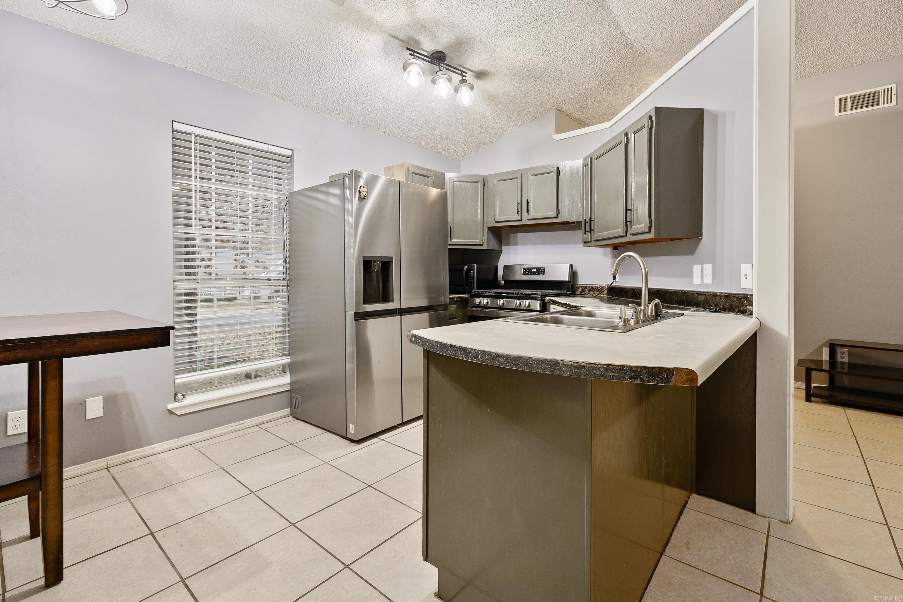 EAGLE POINT - Residential