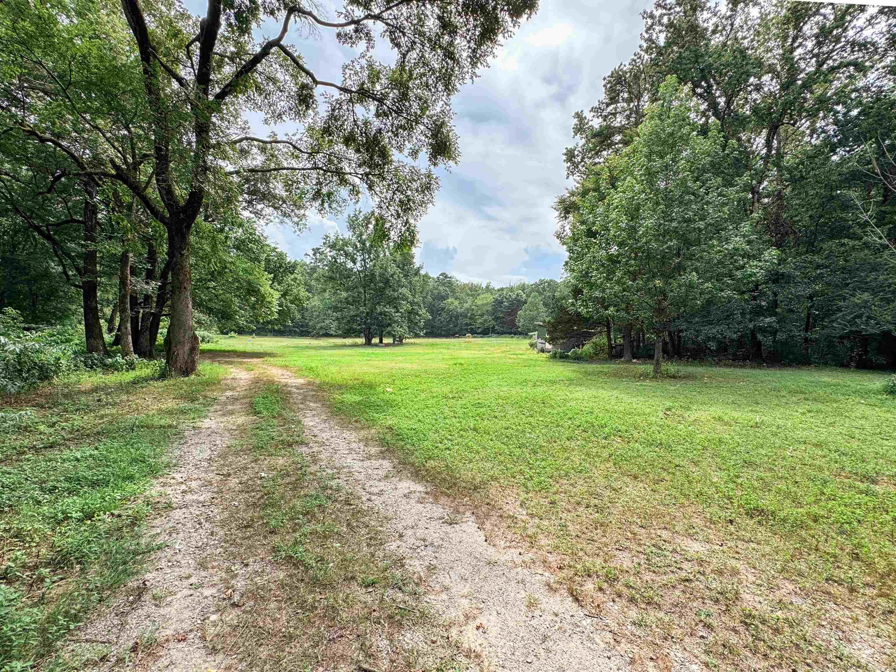 Metes & Bounds - Land