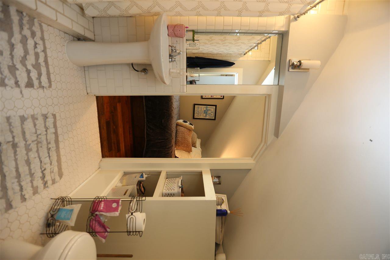 Pulaski Heights - Residential Lease