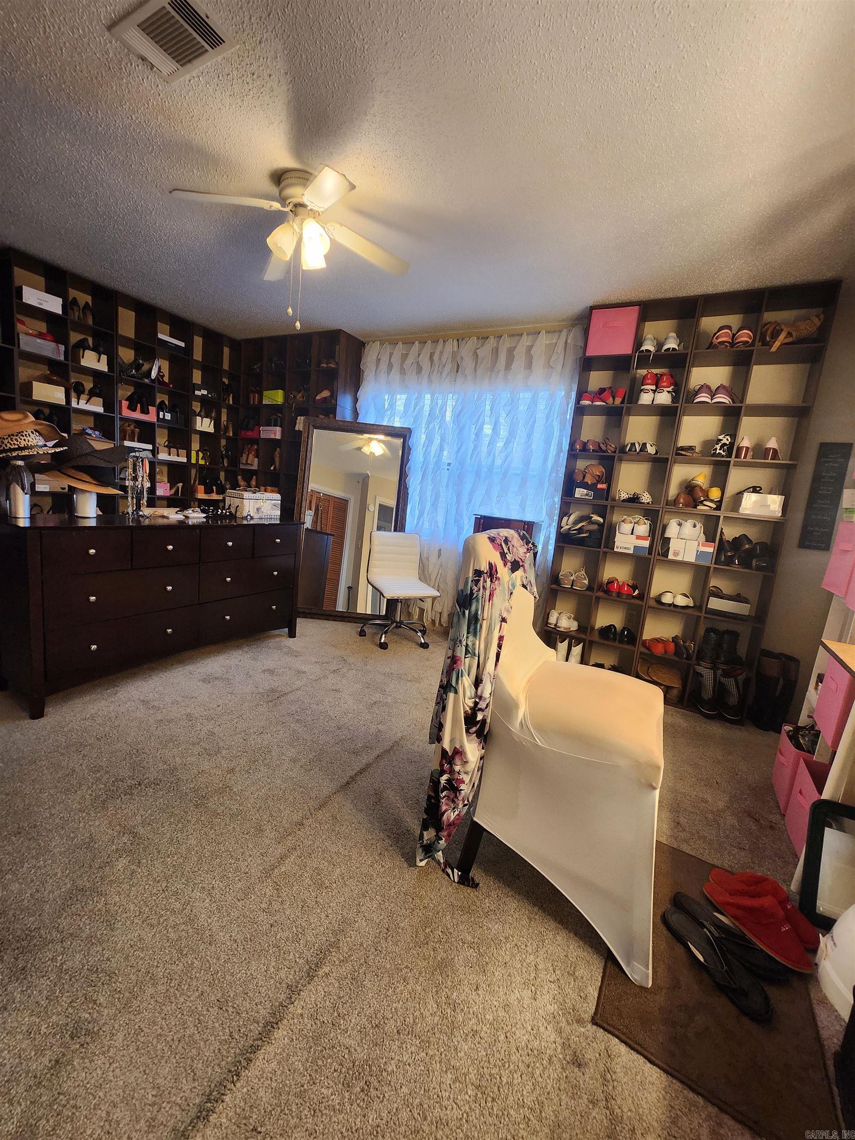 WESTERN HILLS ADD - Residential