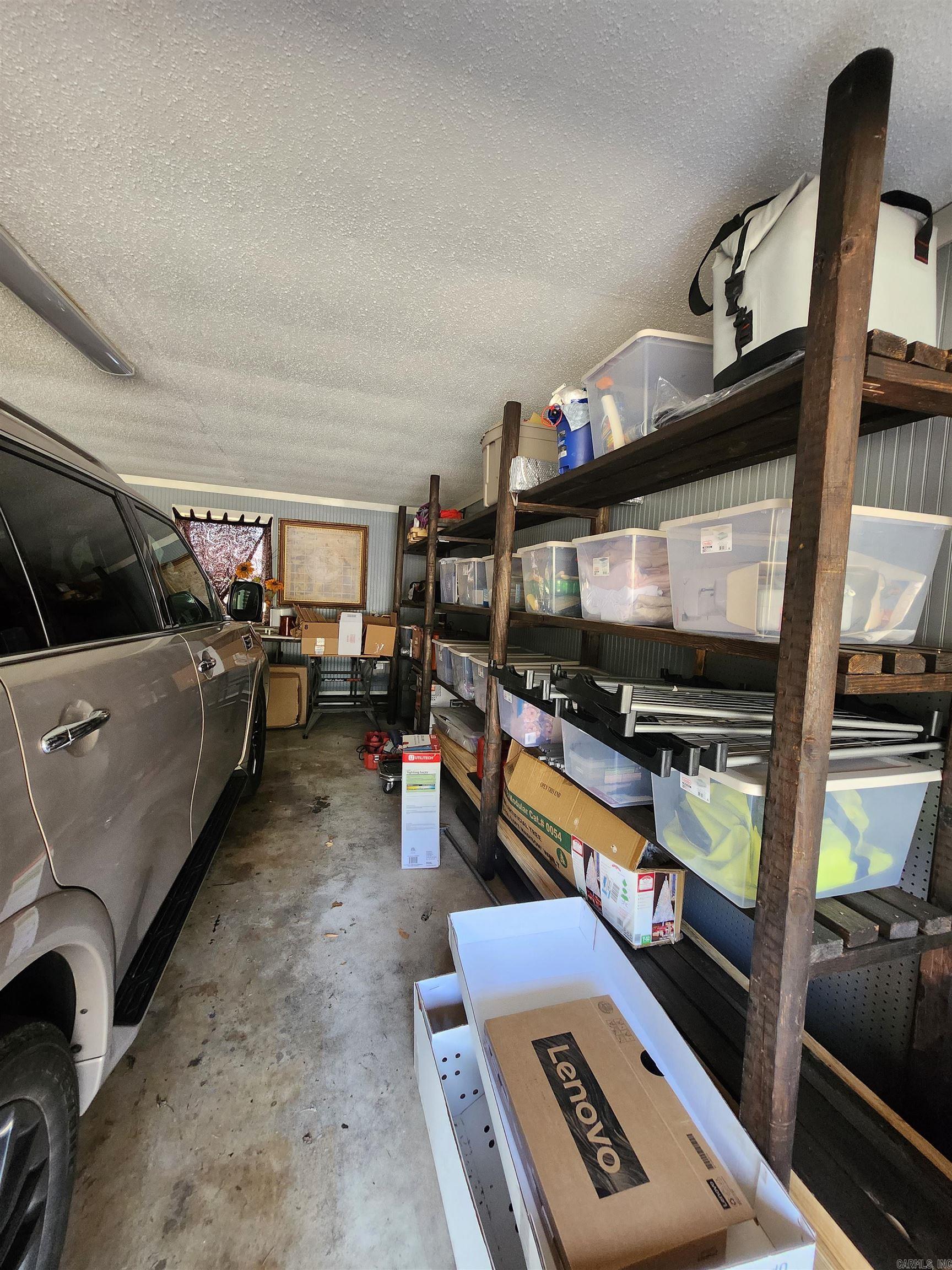 WESTERN HILLS ADD - Residential