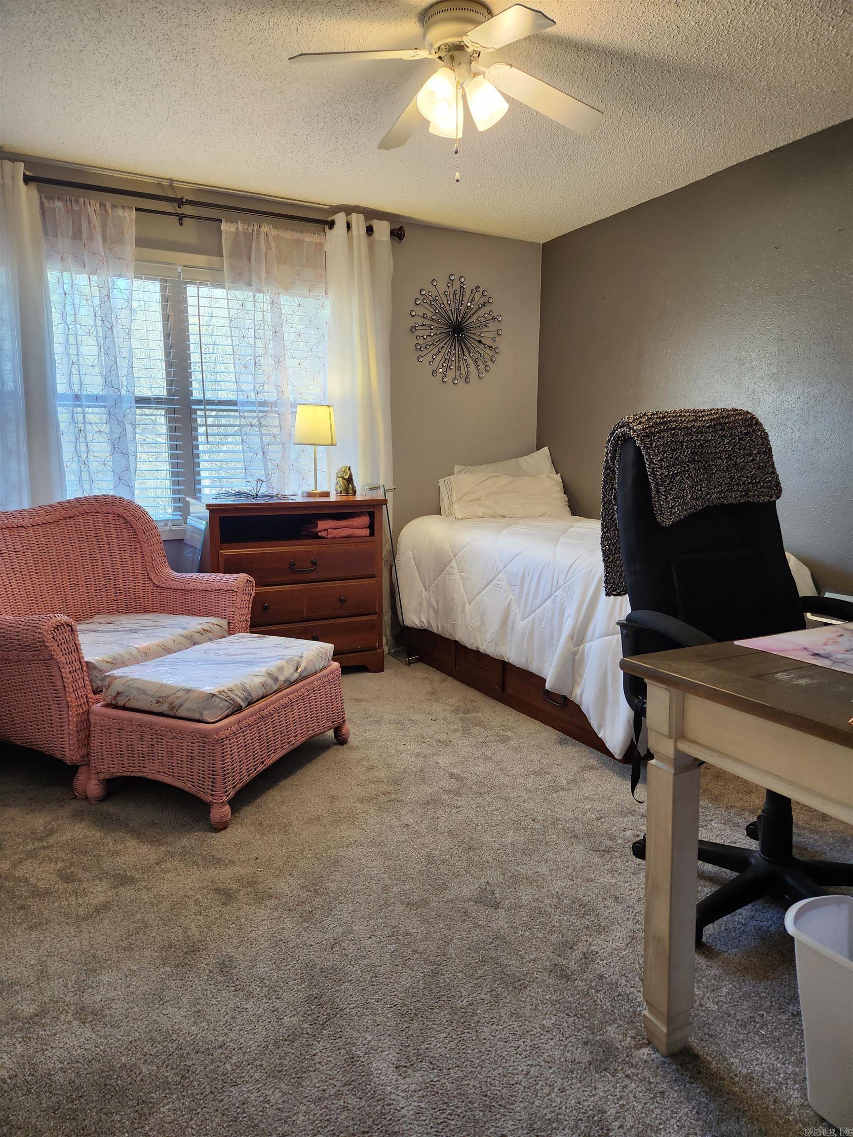 WESTERN HILLS ADD - Residential