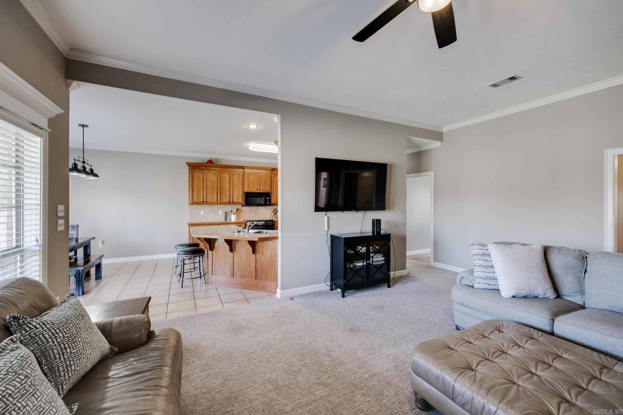 SOUTH WIND - Residential