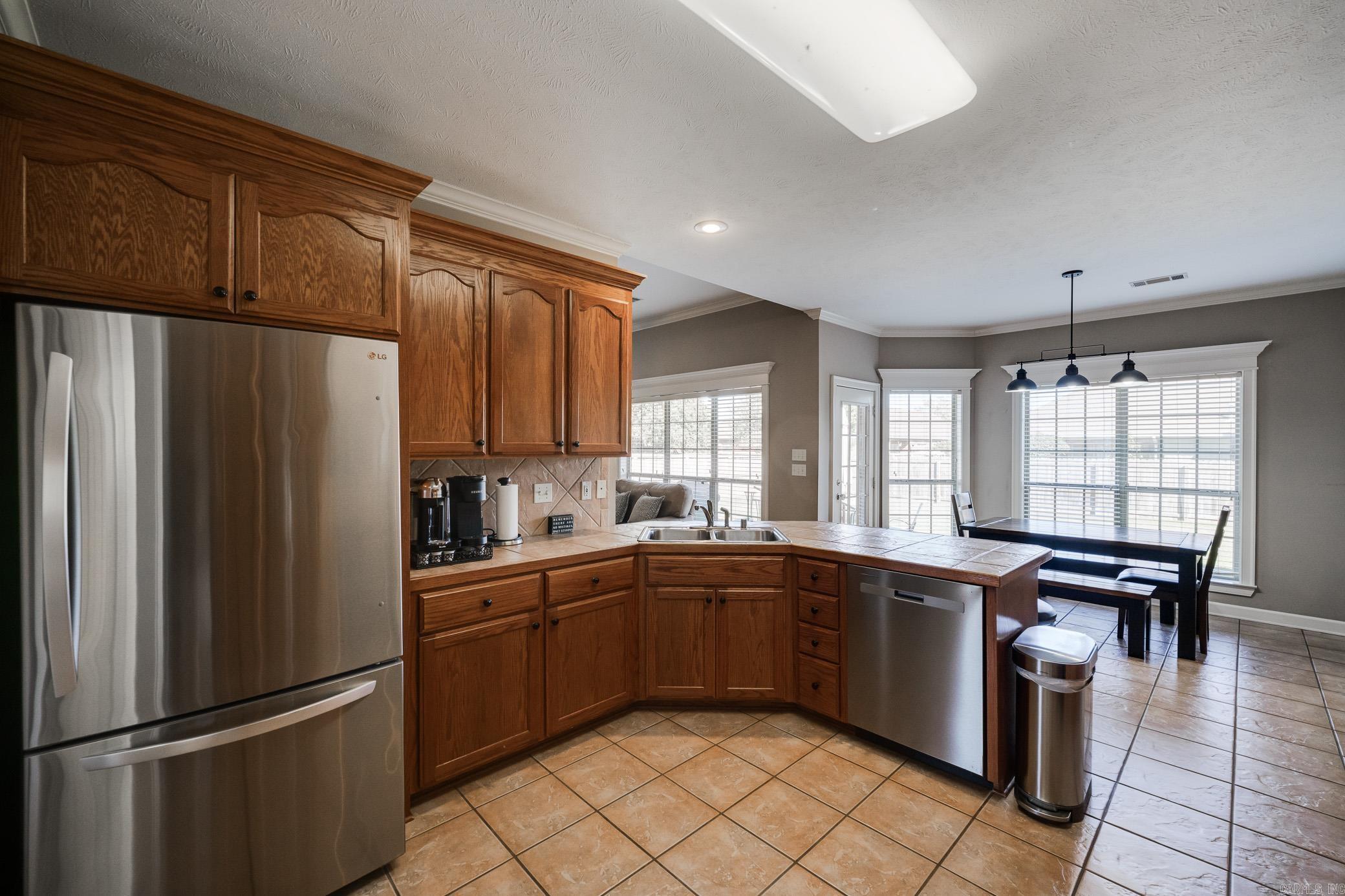 SOUTH WIND - Residential