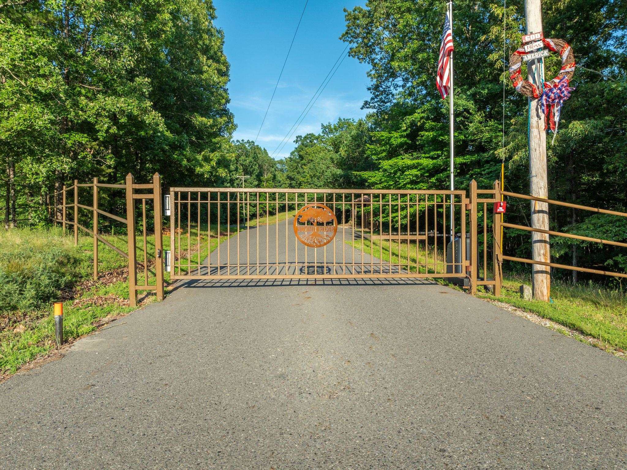 Metes & Bounds - Land