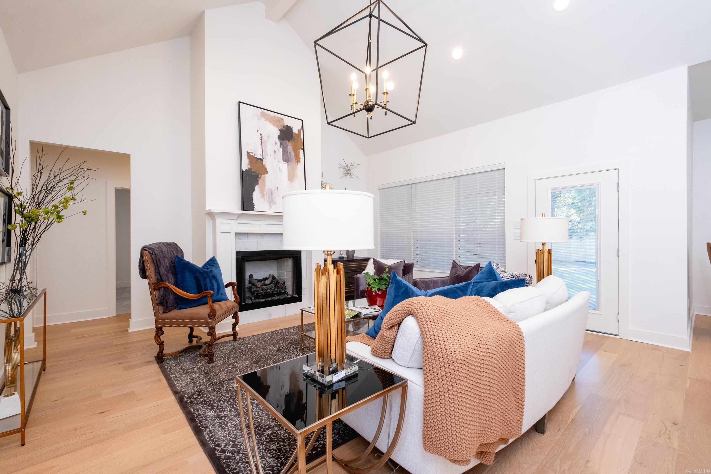 DENALI HEIGHTS - Residential