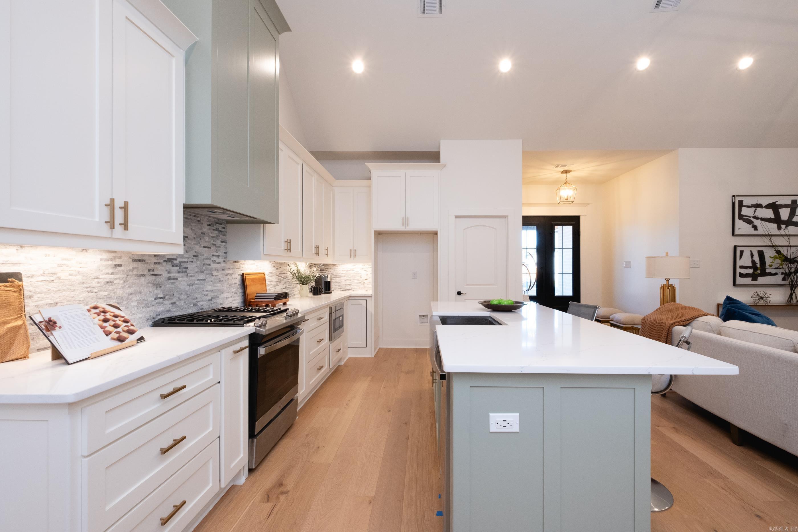 DENALI HEIGHTS - Residential