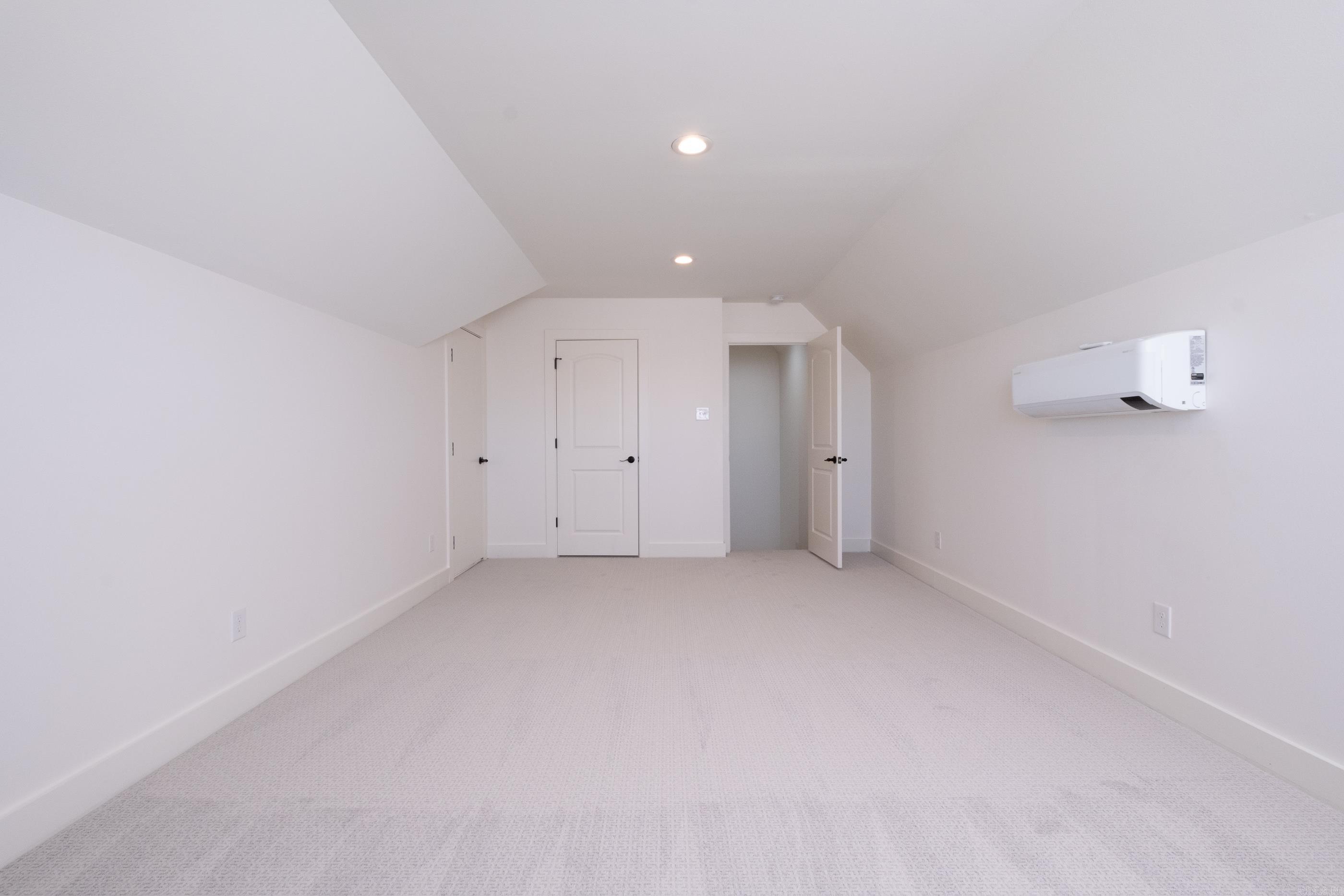 DENALI HEIGHTS - Residential