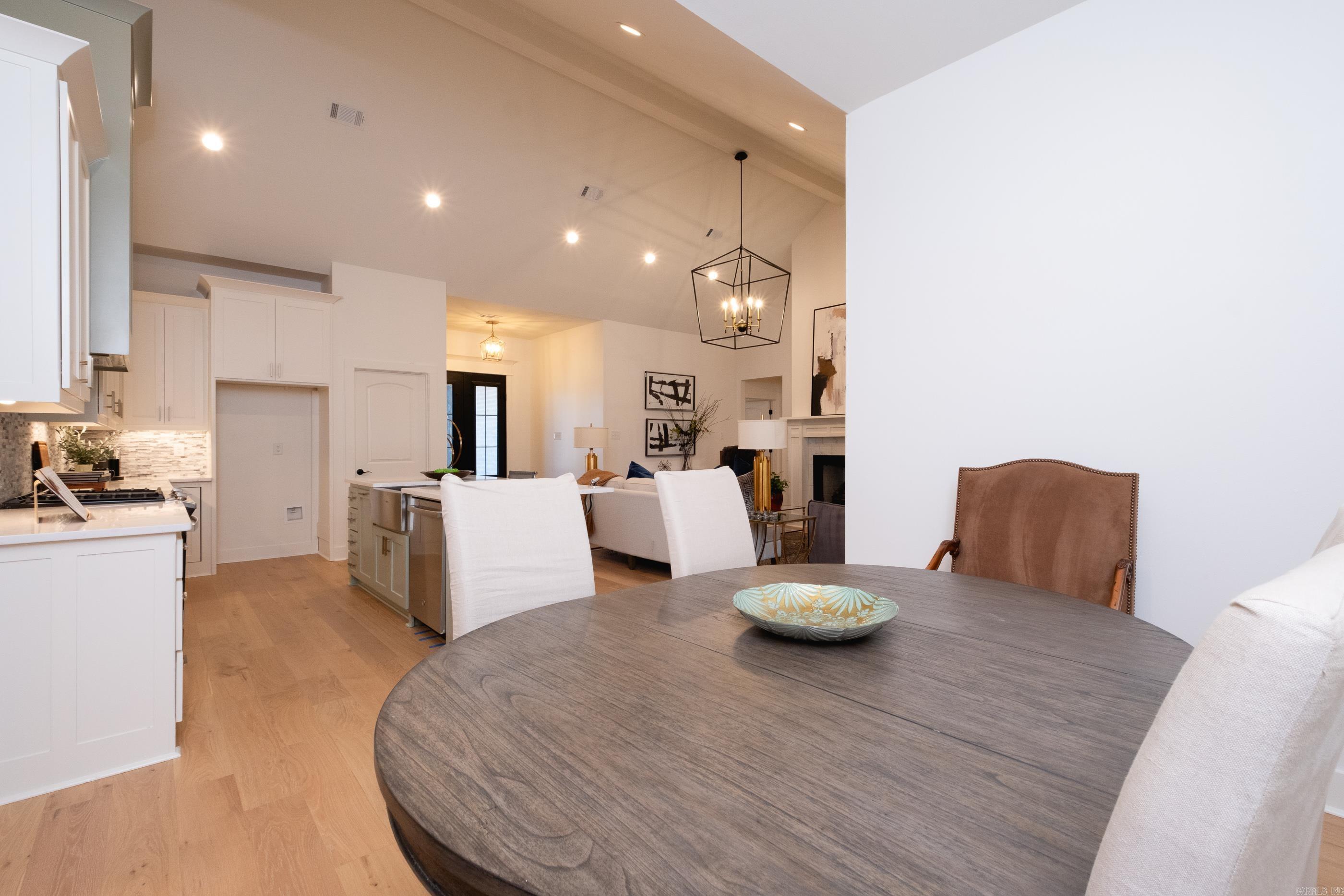 DENALI HEIGHTS - Residential