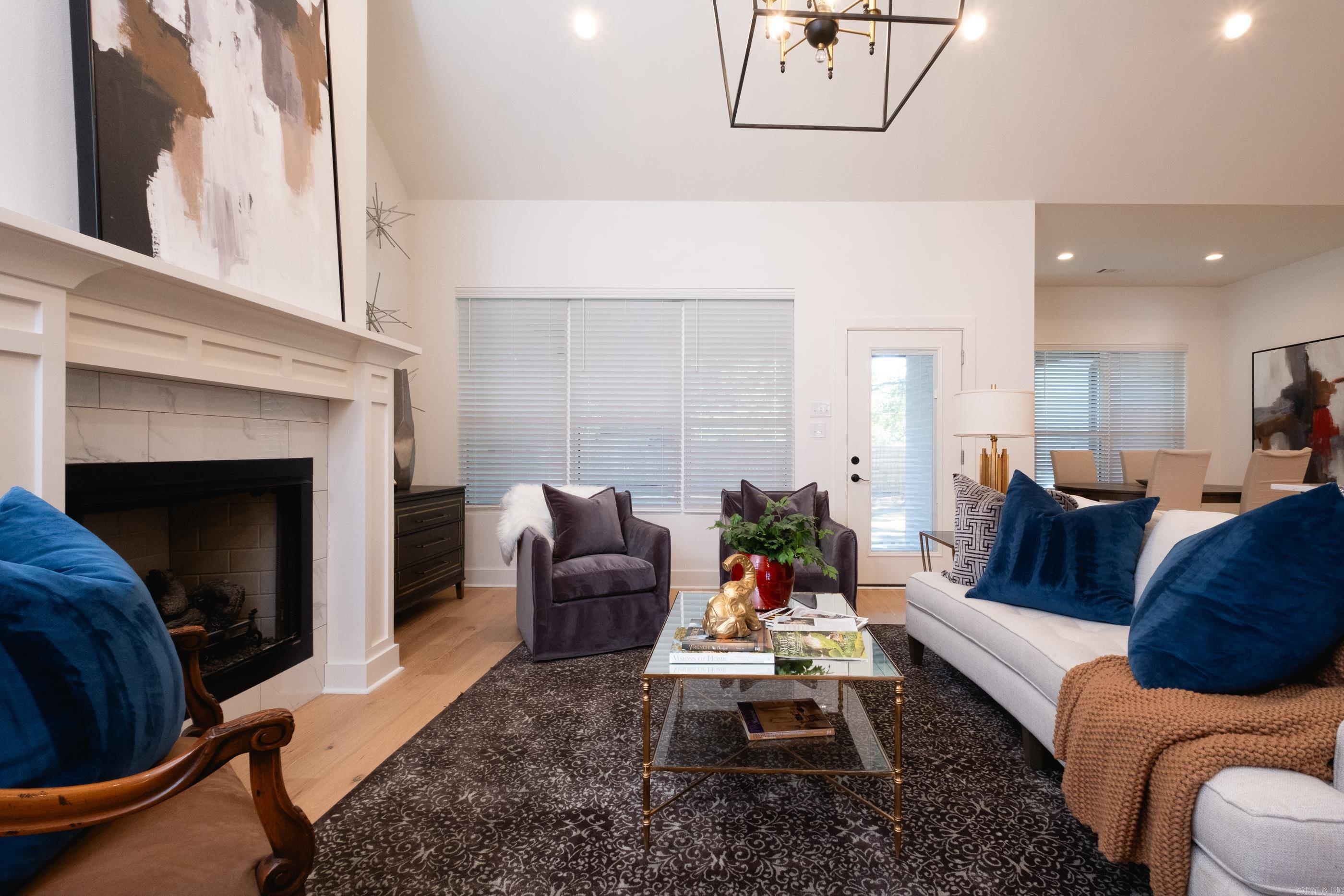 DENALI HEIGHTS - Residential