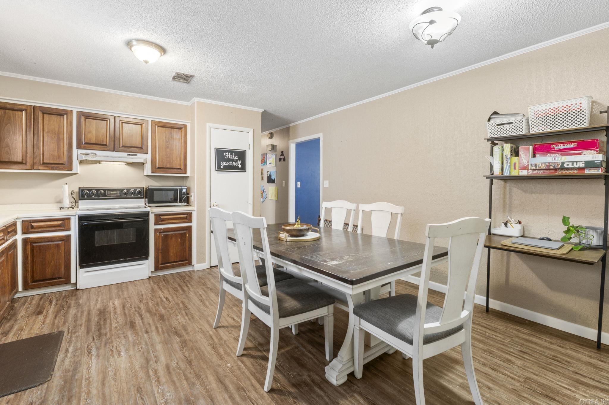 CLOYES & EMDE ADDN - Residential