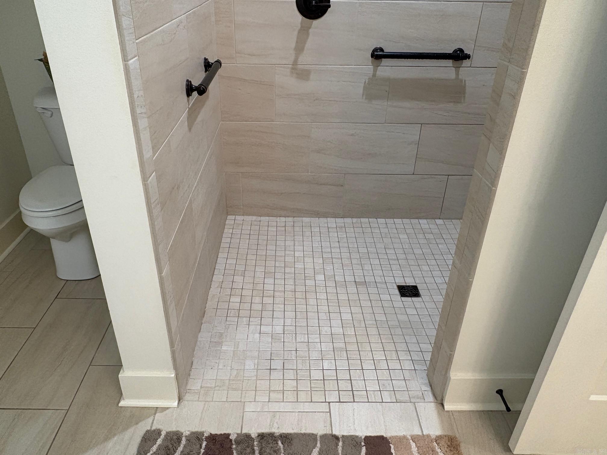 HOMES OF STONEBROOK COVE (THE) - Residential