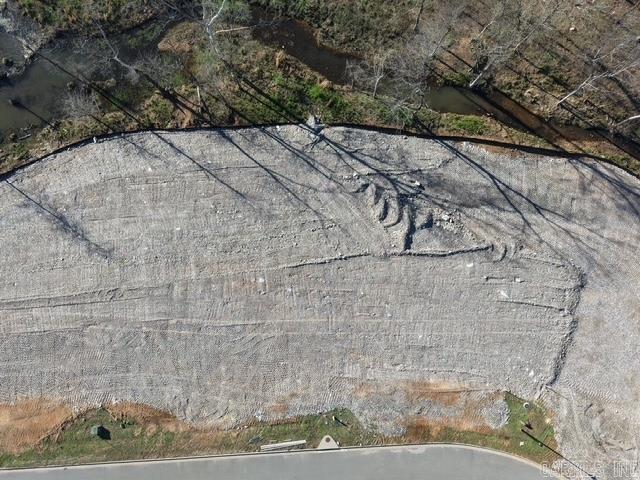 THE POINTE HURRICANE ESTATES - Land