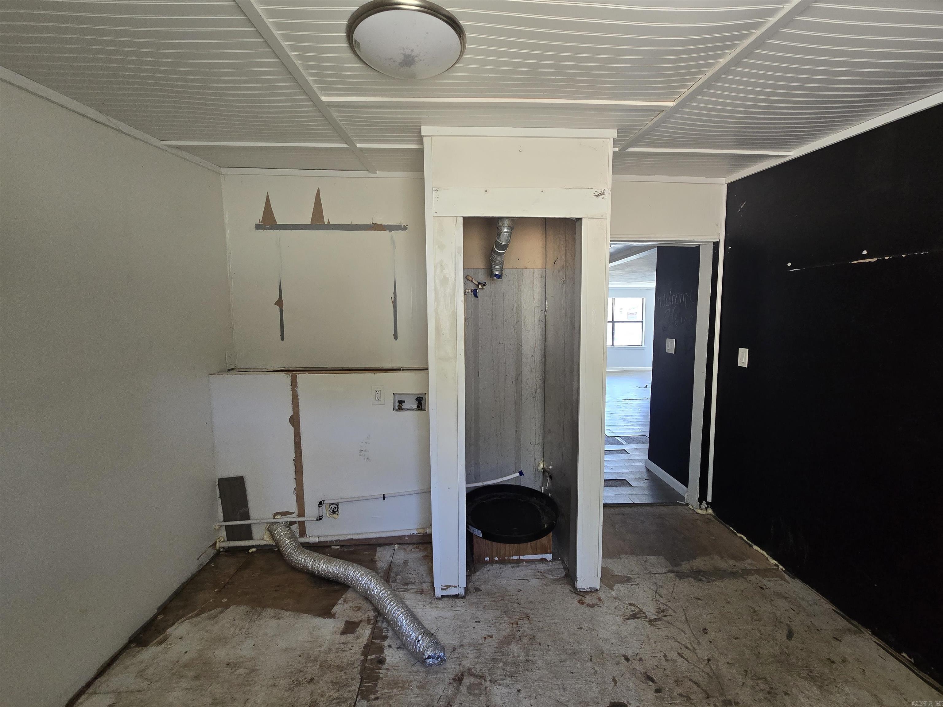 Lawrence #4 - Residential