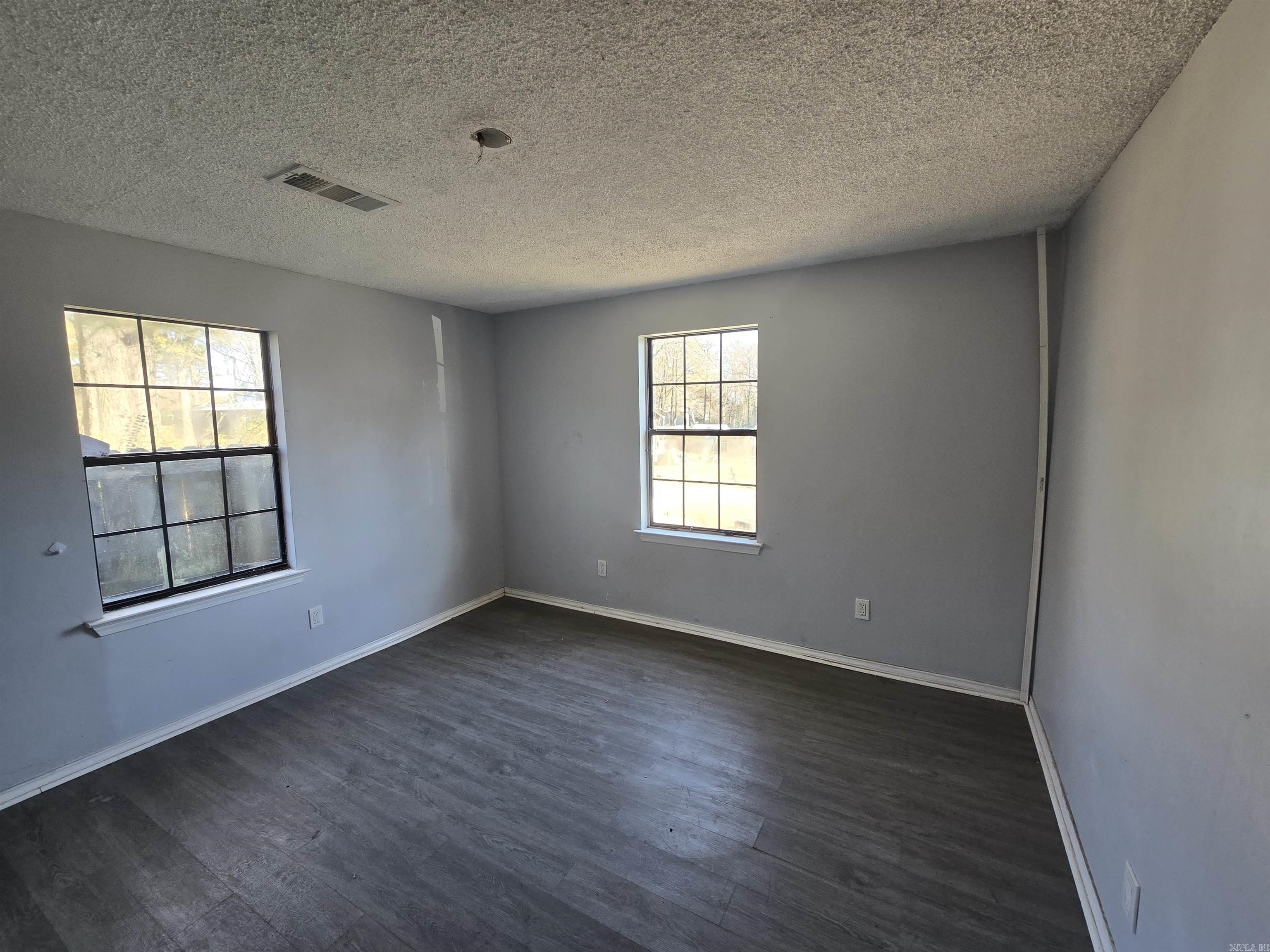 Lawrence #4 - Residential