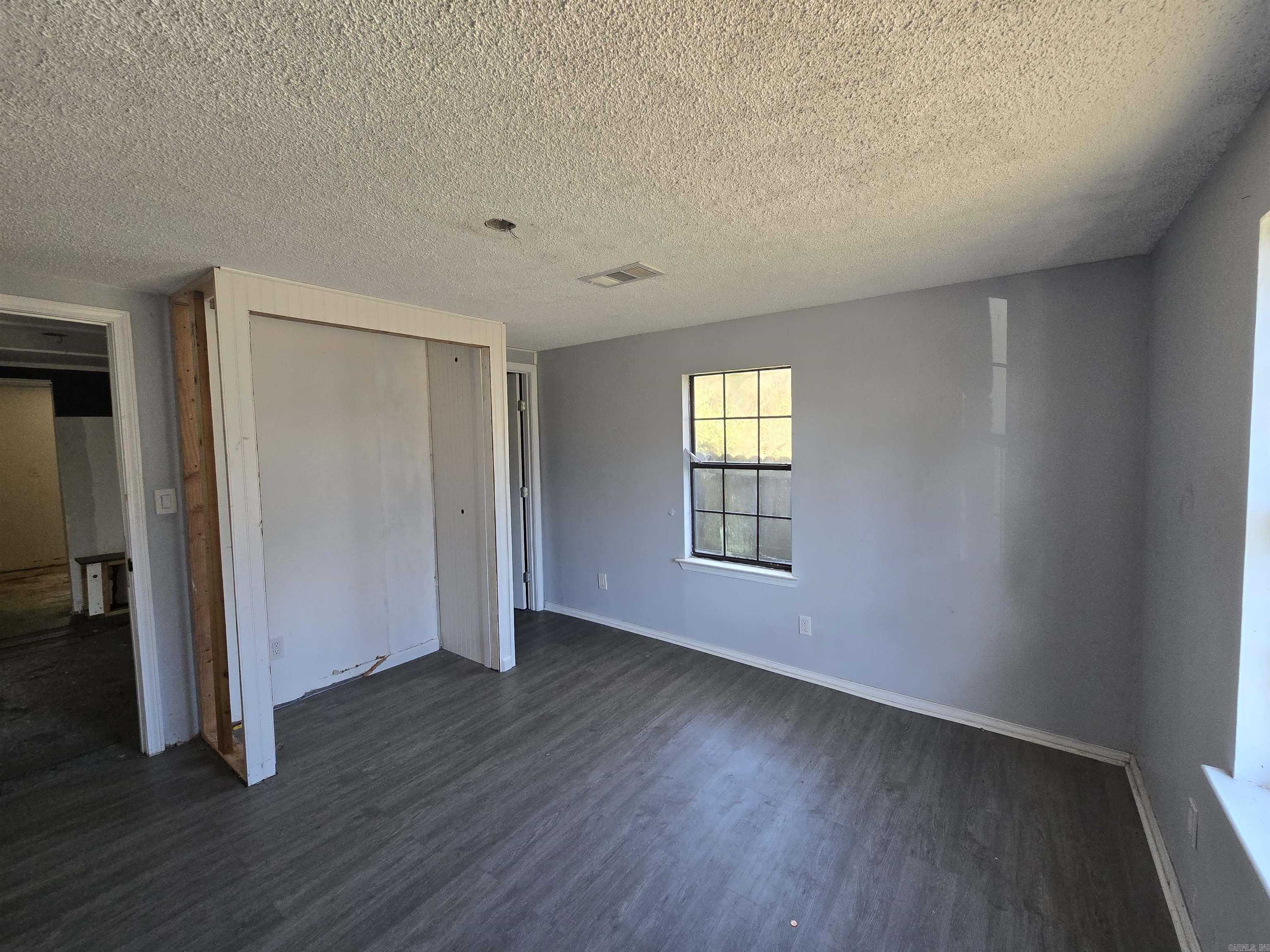 Lawrence #4 - Residential