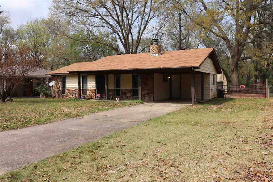 Looking for the perfect starter home with a SHOP or are you looking to invest into a trusted rental property. Extremely well maintained home. This home features beautiful stone walls with a fireplace. New floors through out living area. Remodeled shower. Laundry room. Fully fenced in back yard. Easy access to and from Hwy 67/167.