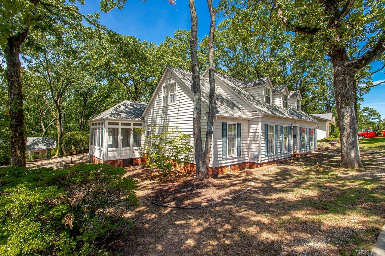 INDIAN HILLS - Residential