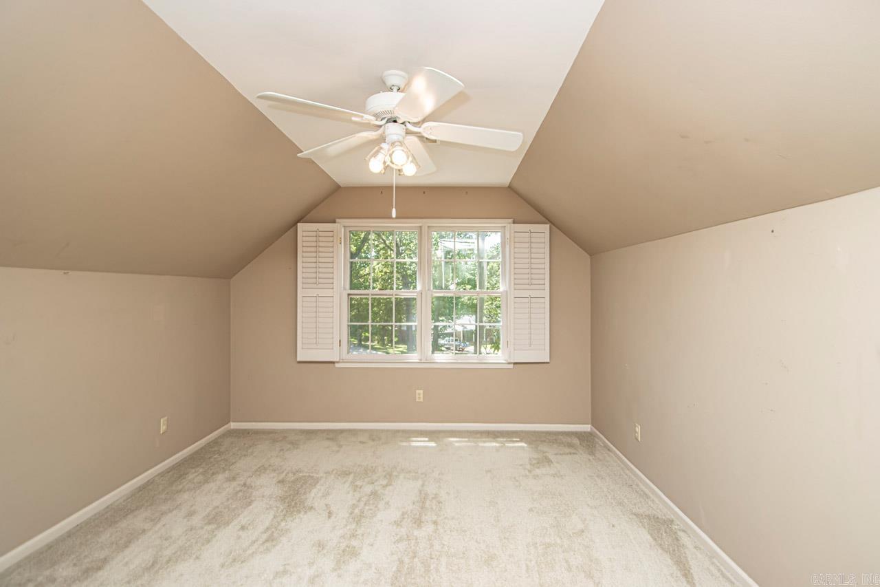 INDIAN HILLS - Residential