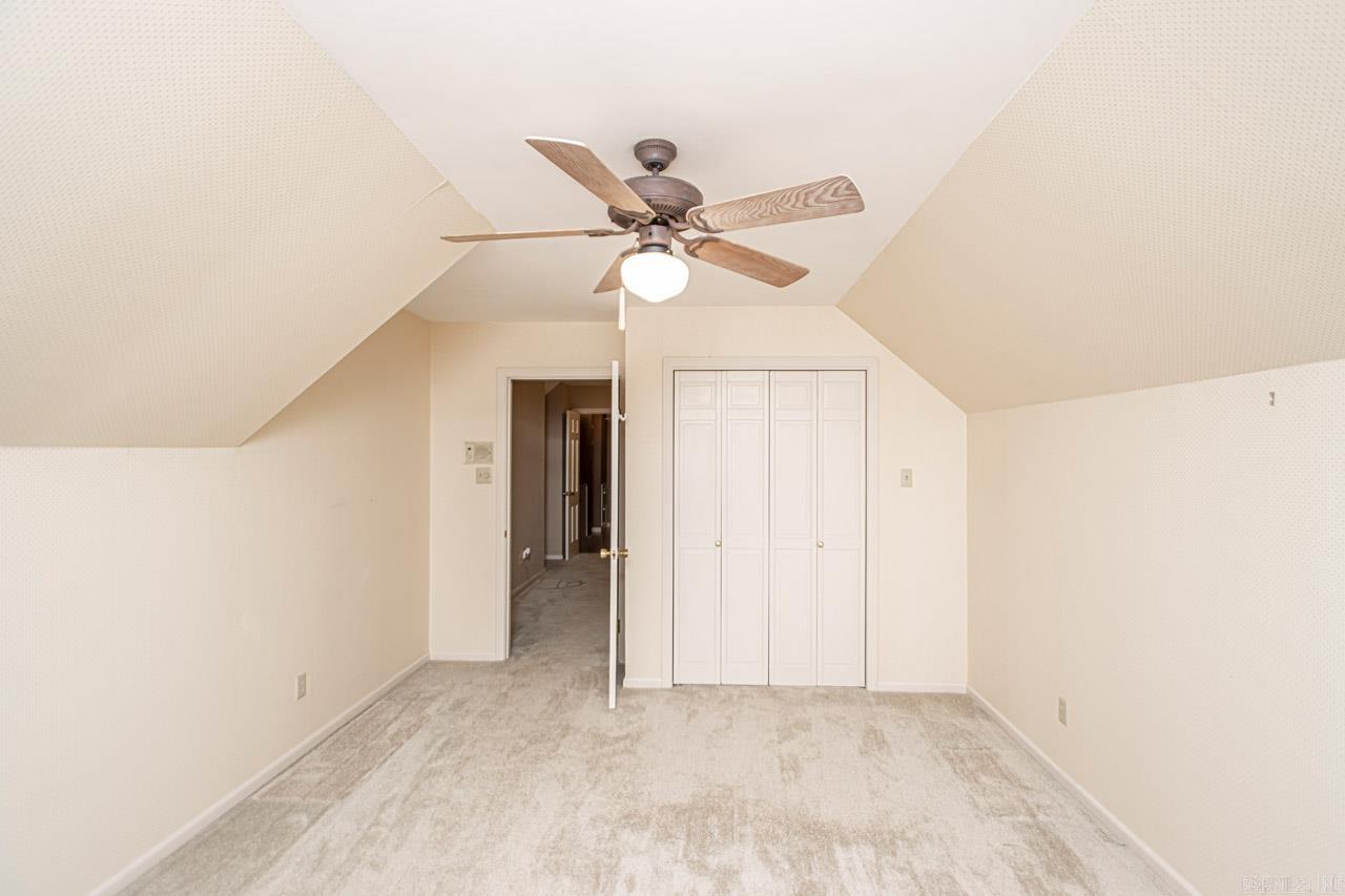 INDIAN HILLS - Residential